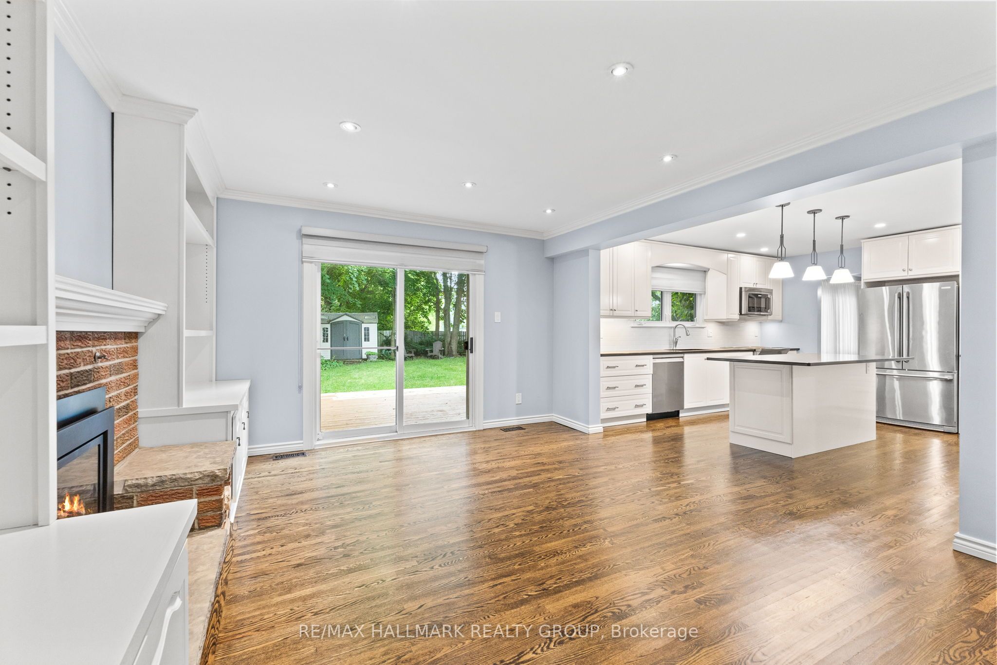 6 Centrepark Drive Property Photo 10