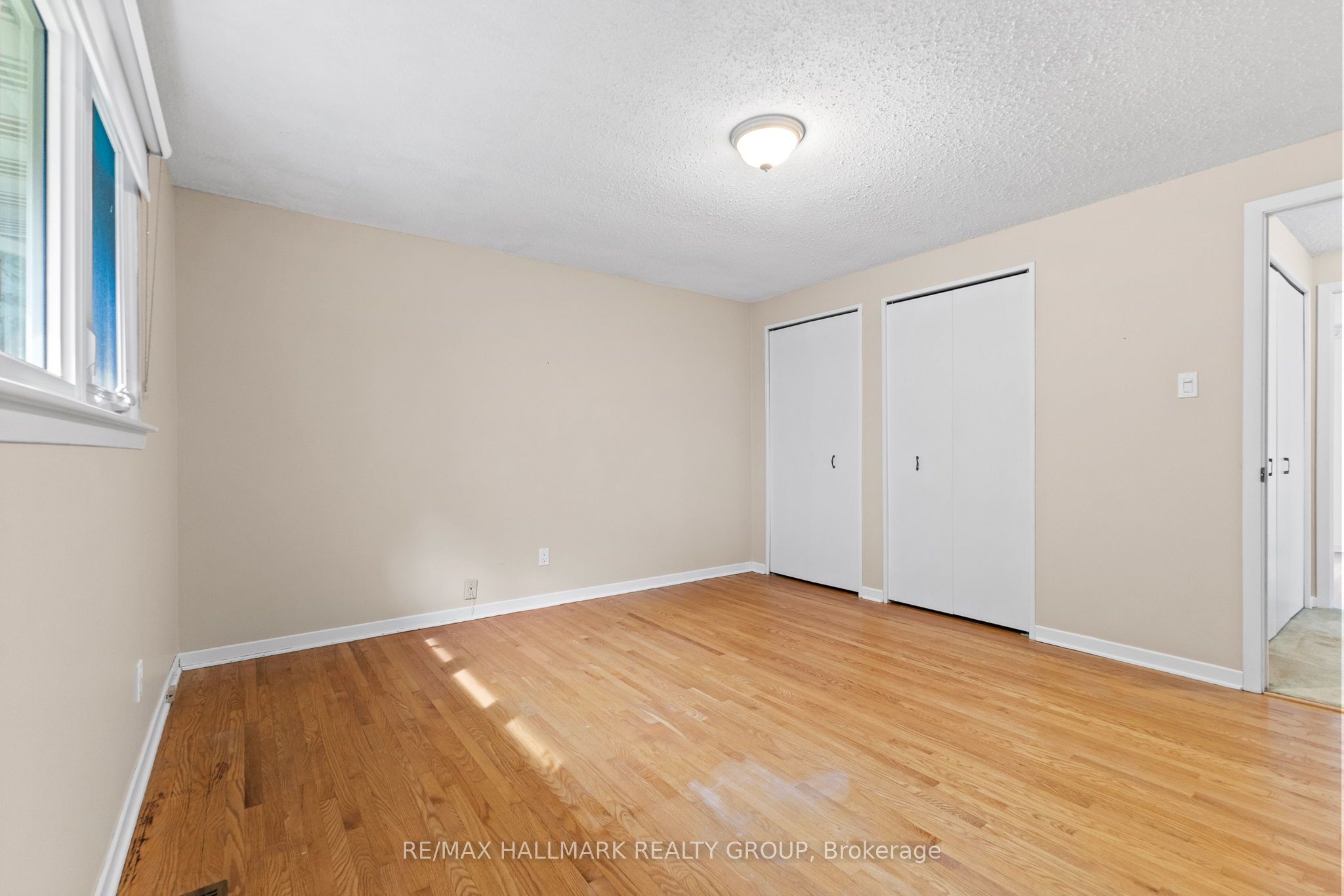 6 Centrepark Drive Property Photo 15