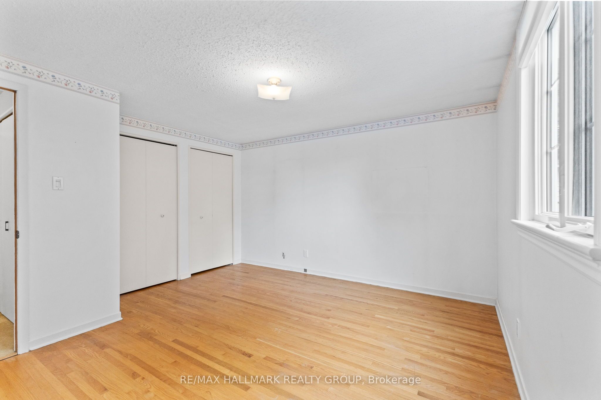 6 Centrepark Drive Property Photo 17