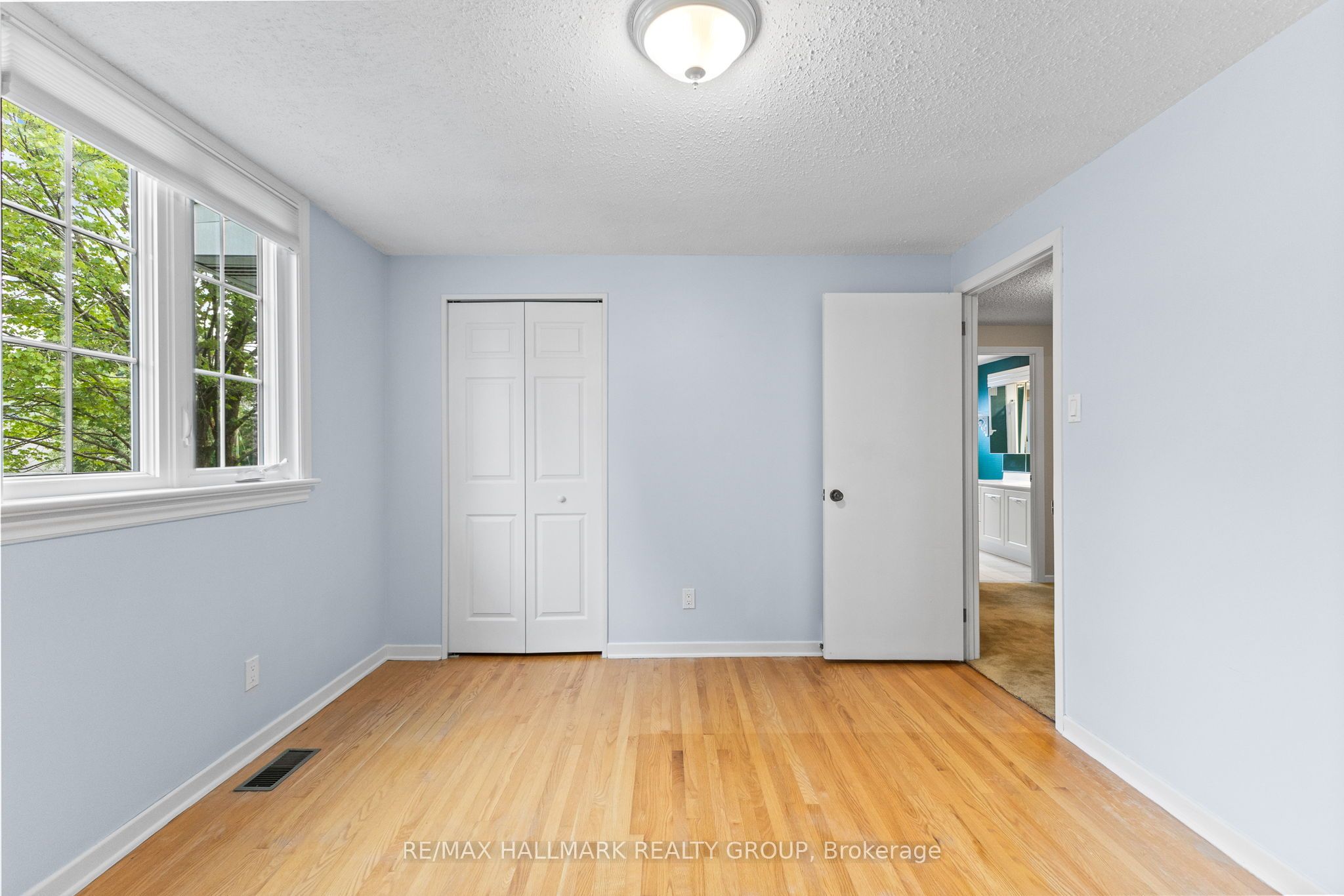 6 Centrepark Drive Property Photo 20