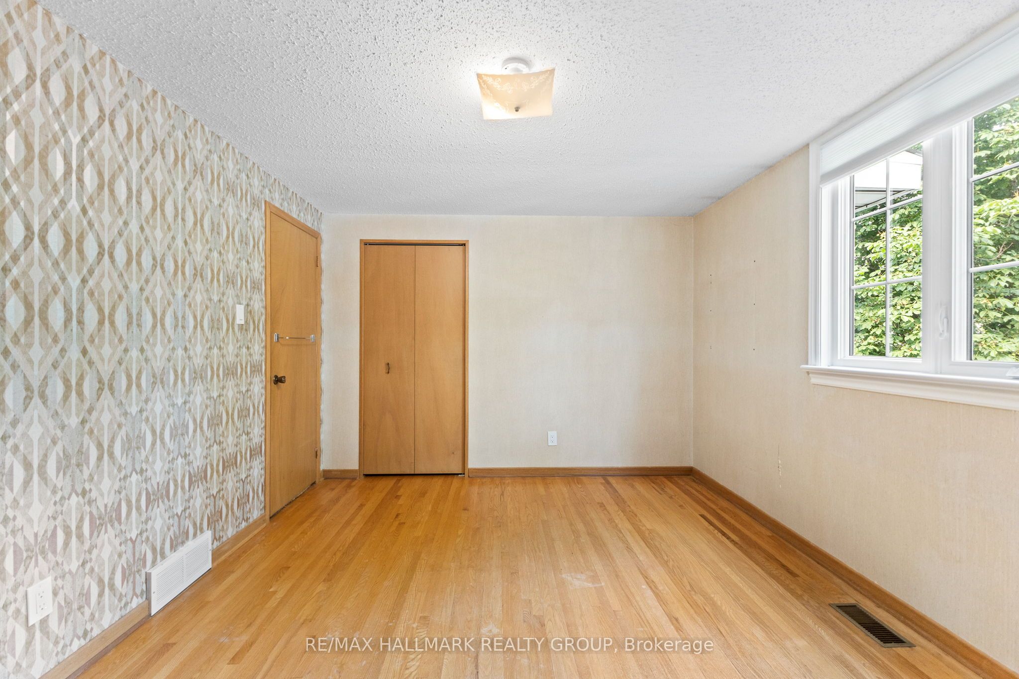 6 Centrepark Drive Property Photo 22