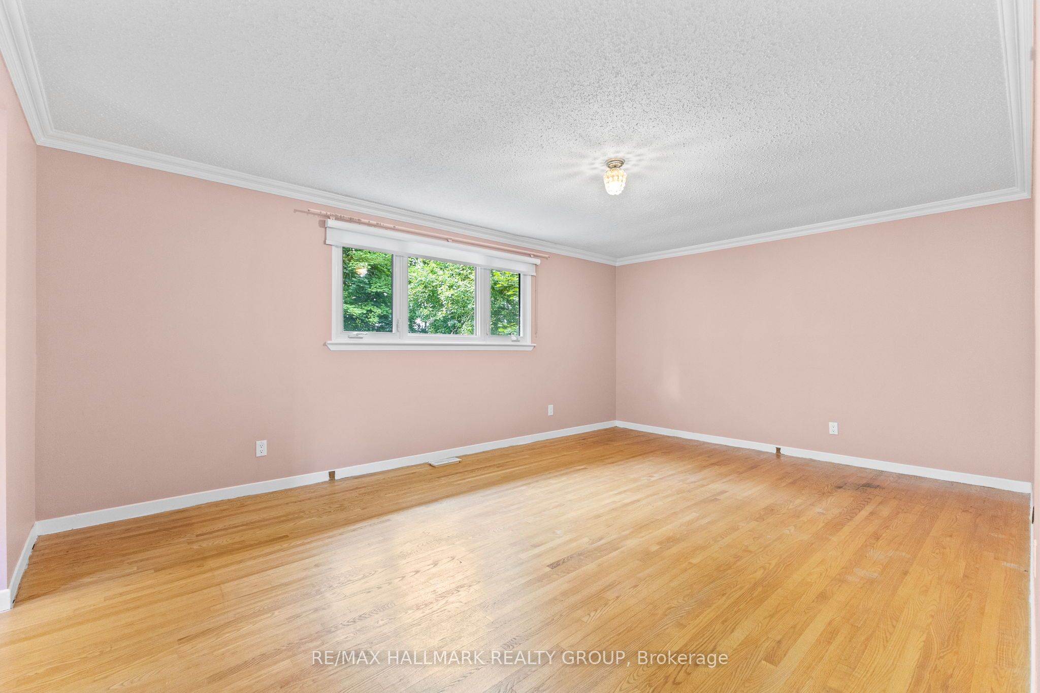 6 Centrepark Drive Property Photo 23