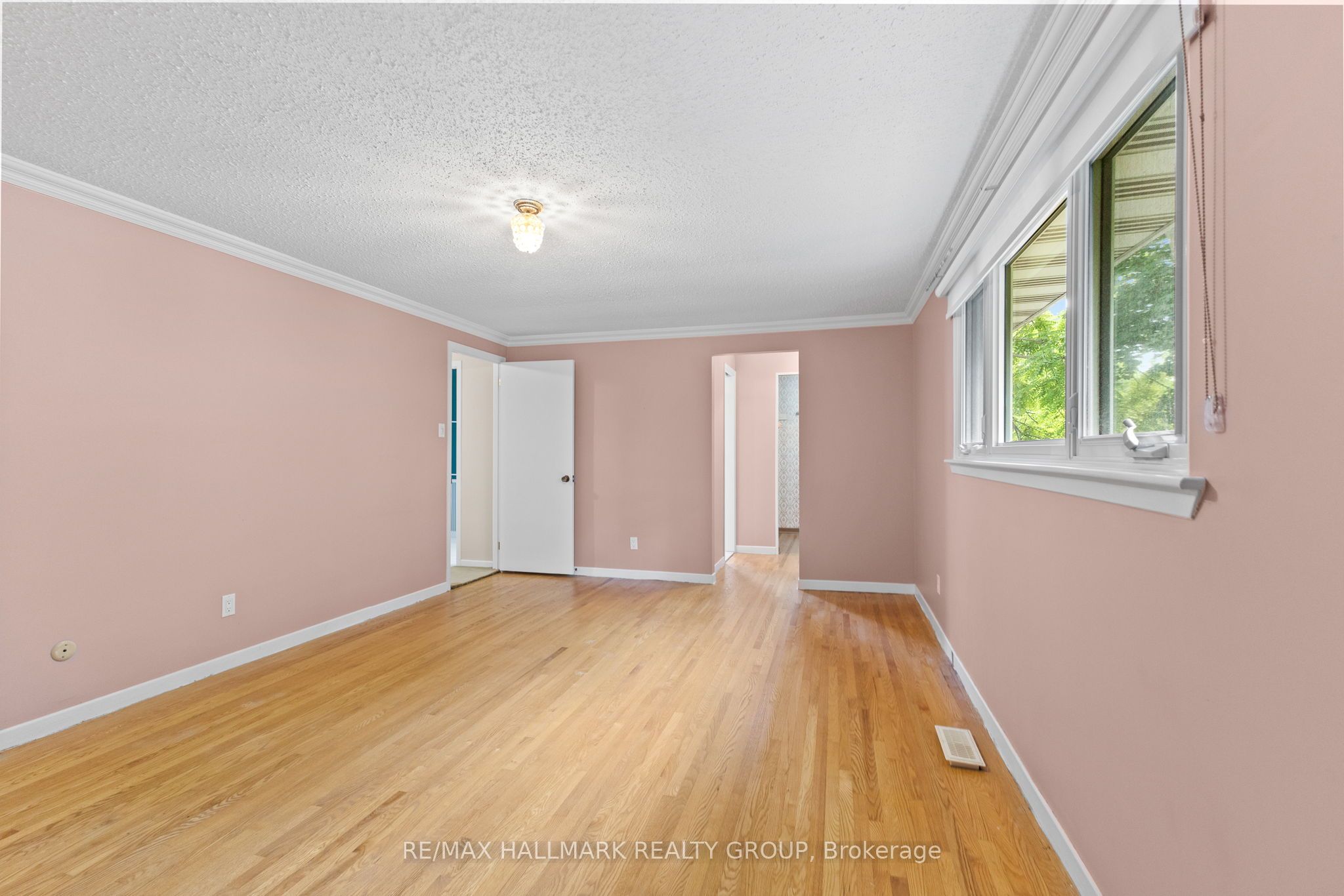 6 Centrepark Drive Property Photo 25