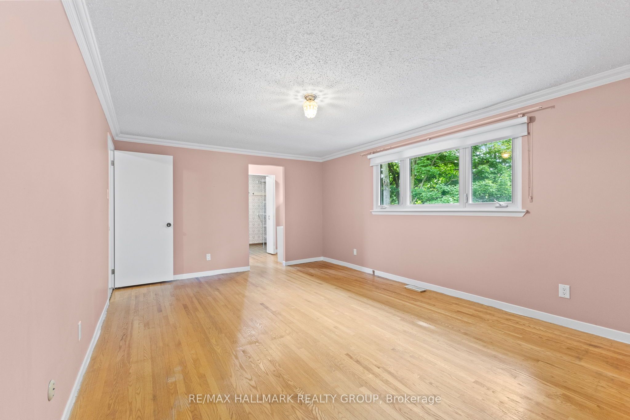 6 Centrepark Drive Property Photo 26