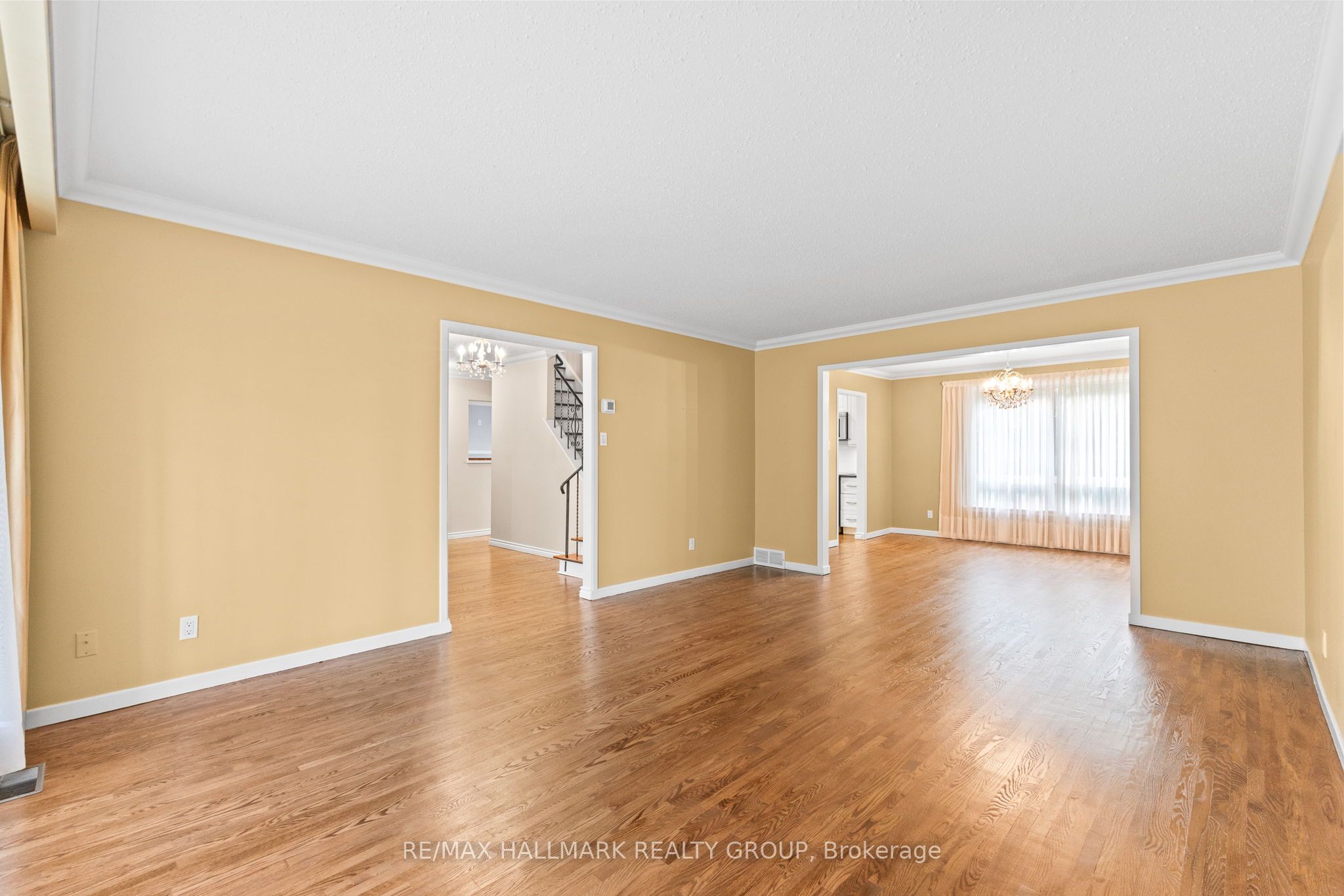 6 Centrepark Drive Property Photo 28