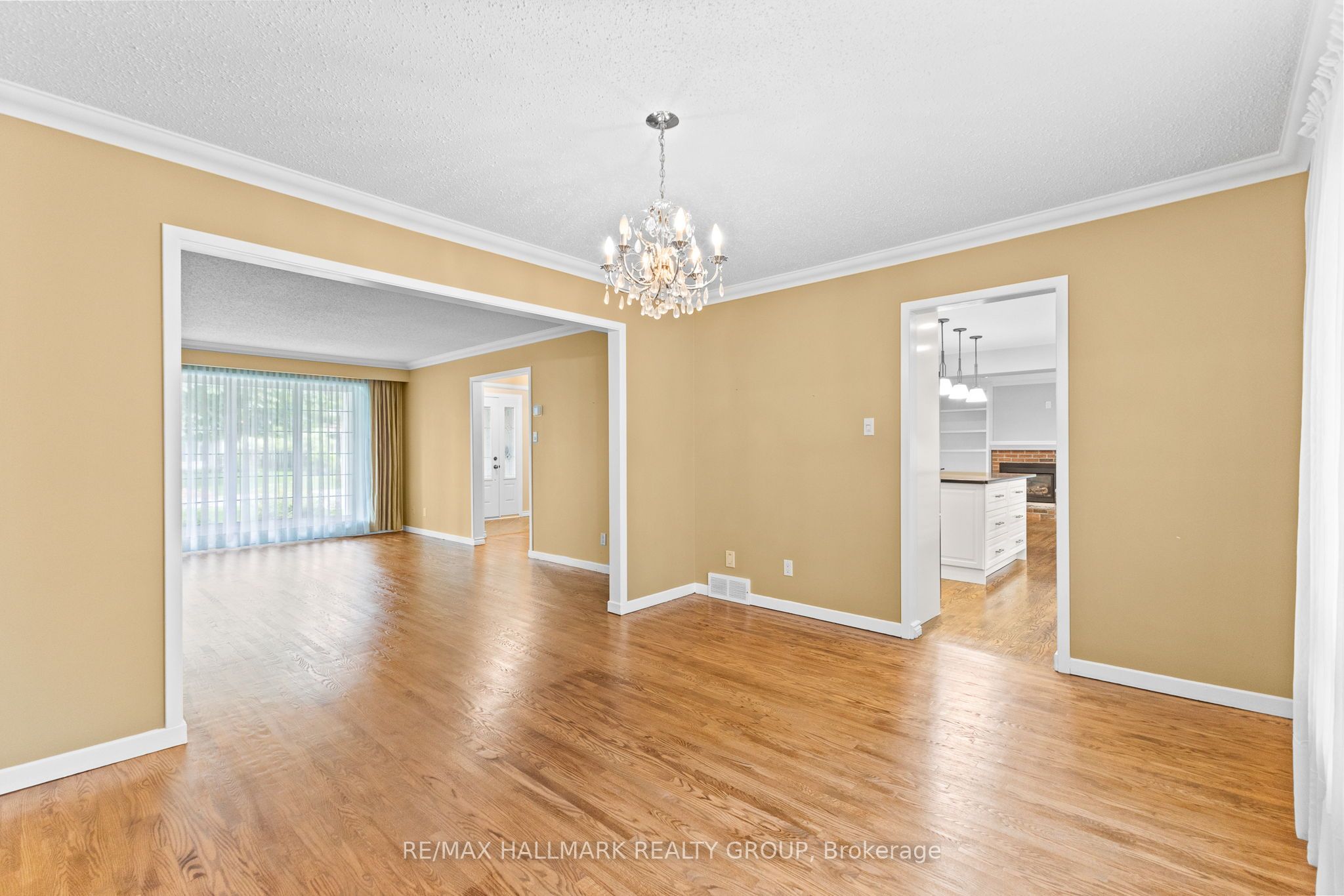 6 Centrepark Drive Property Photo 38