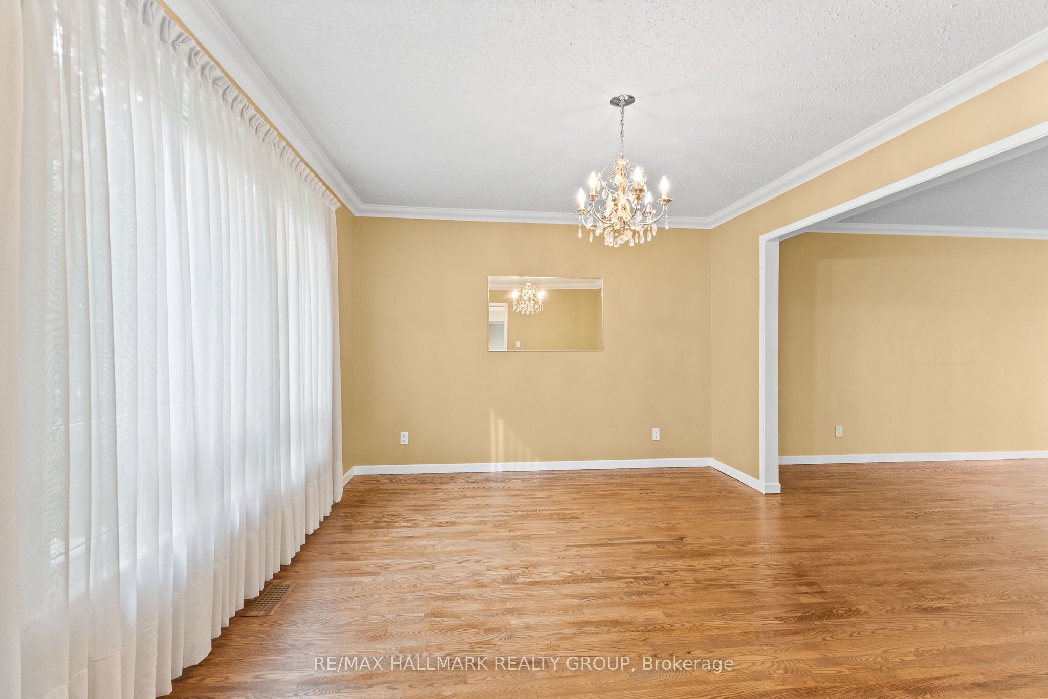 6 Centrepark Drive Property Photo 39
