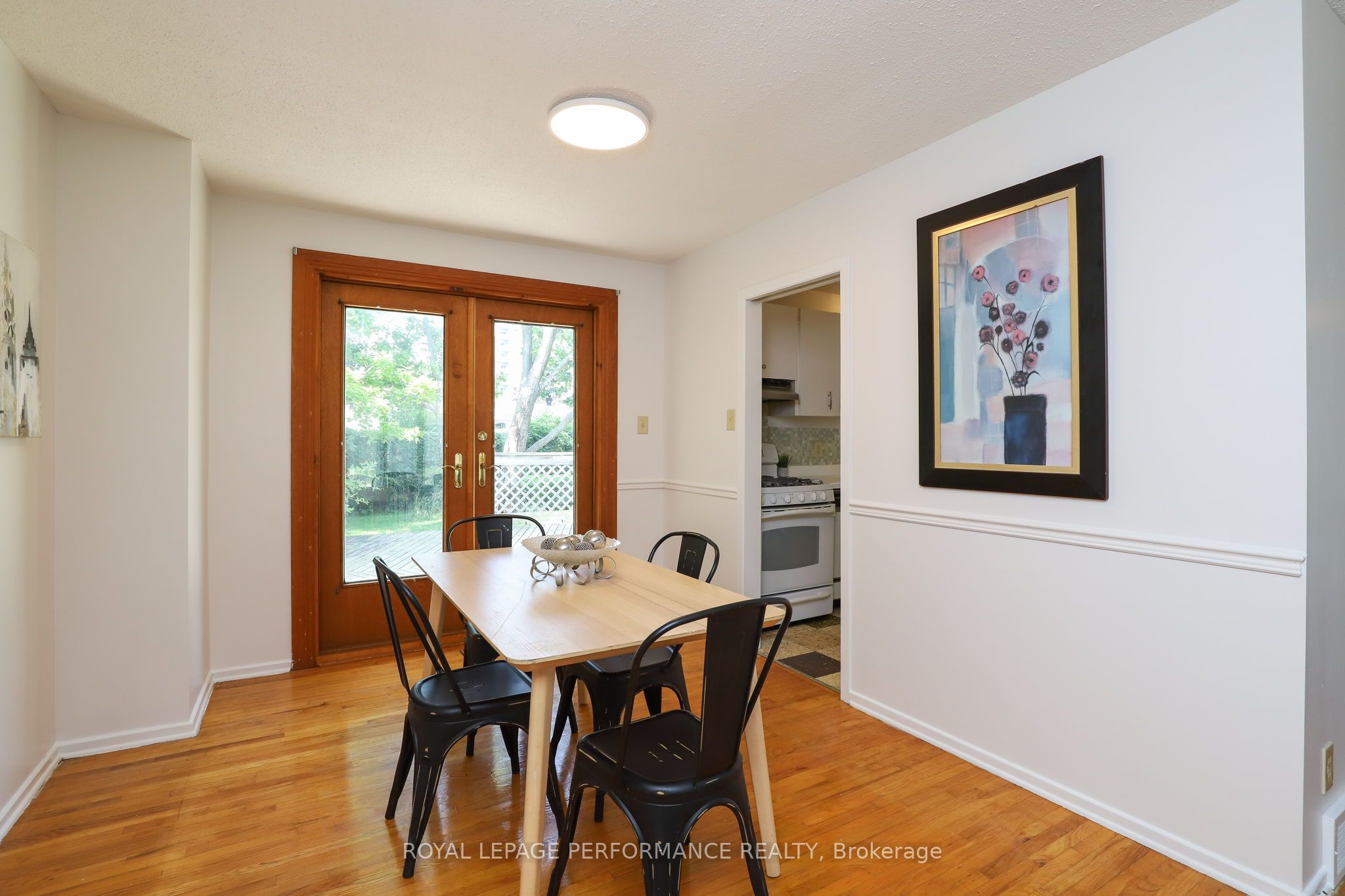 45 Keewatin Crescent Property Photo 10