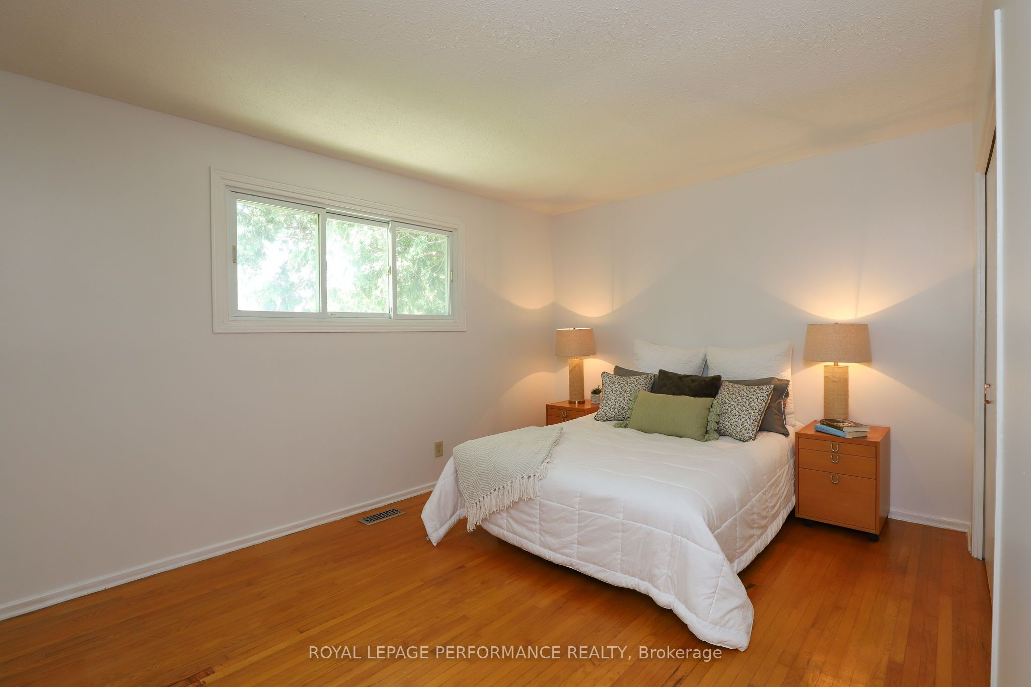 45 Keewatin Crescent Property Photo 17