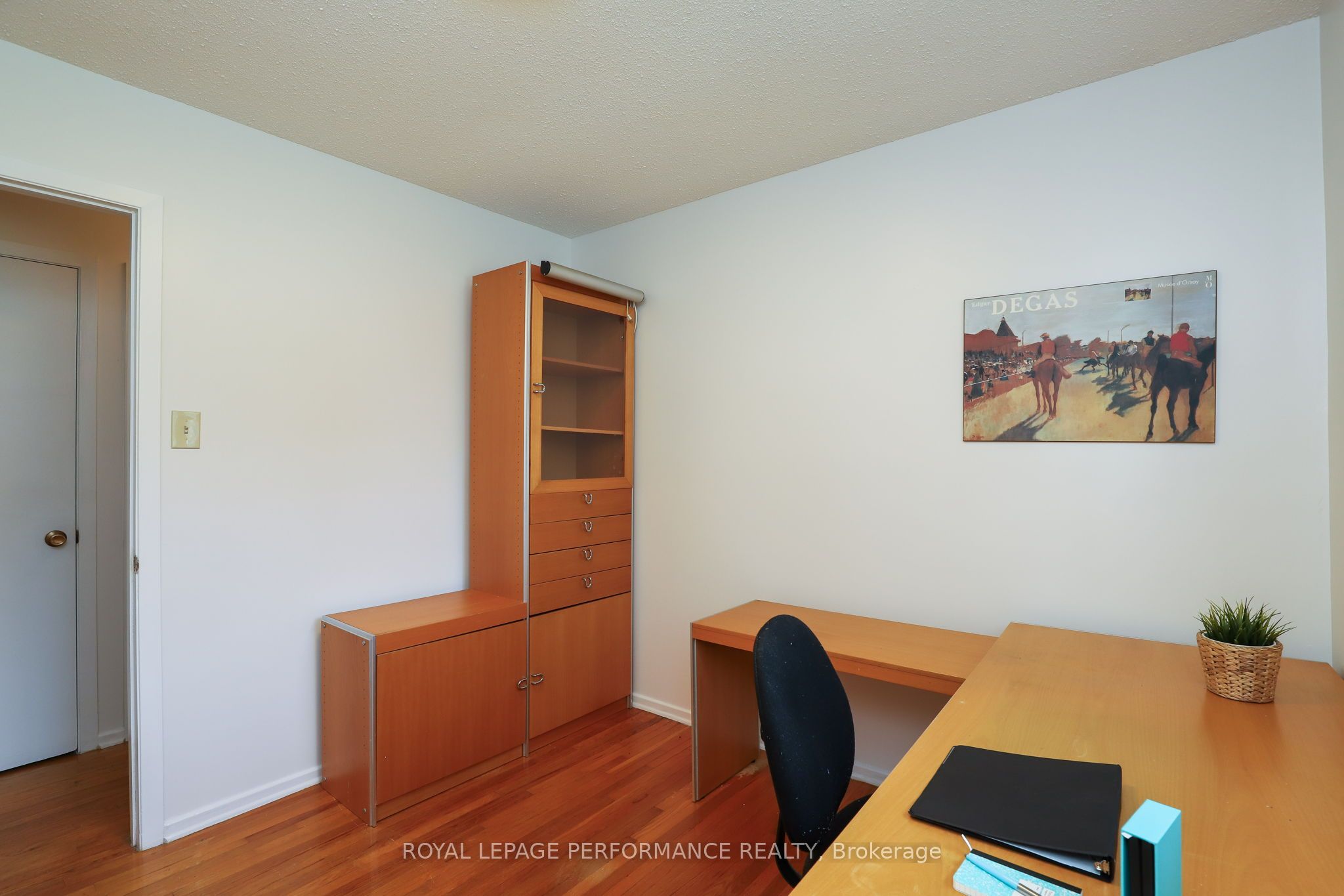 45 Keewatin Crescent Property Photo 23
