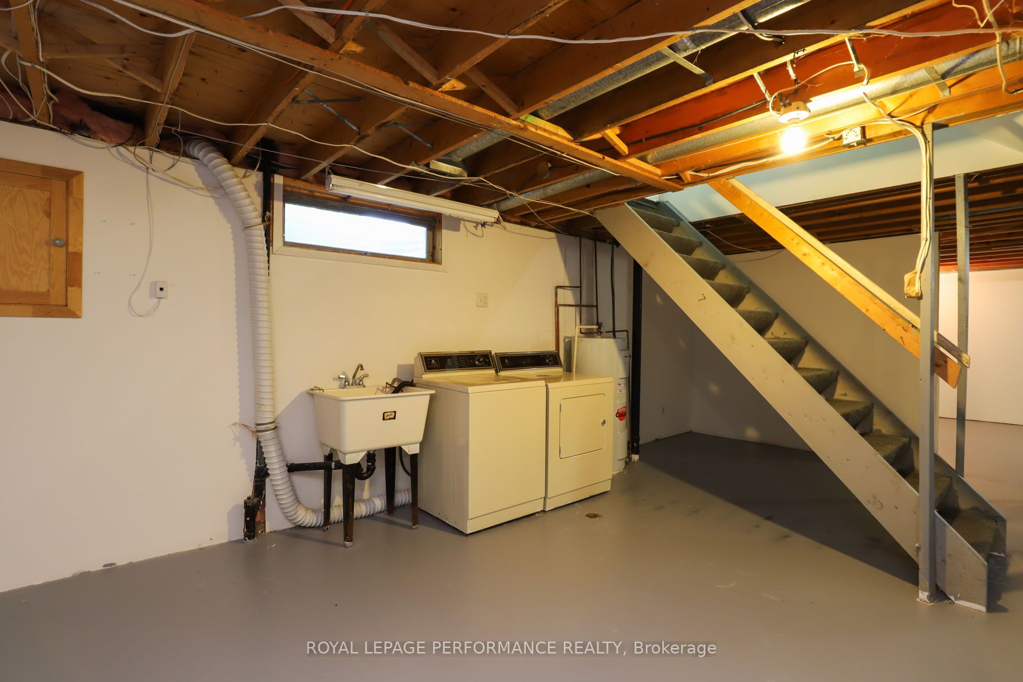 45 Keewatin Crescent Property Photo 26