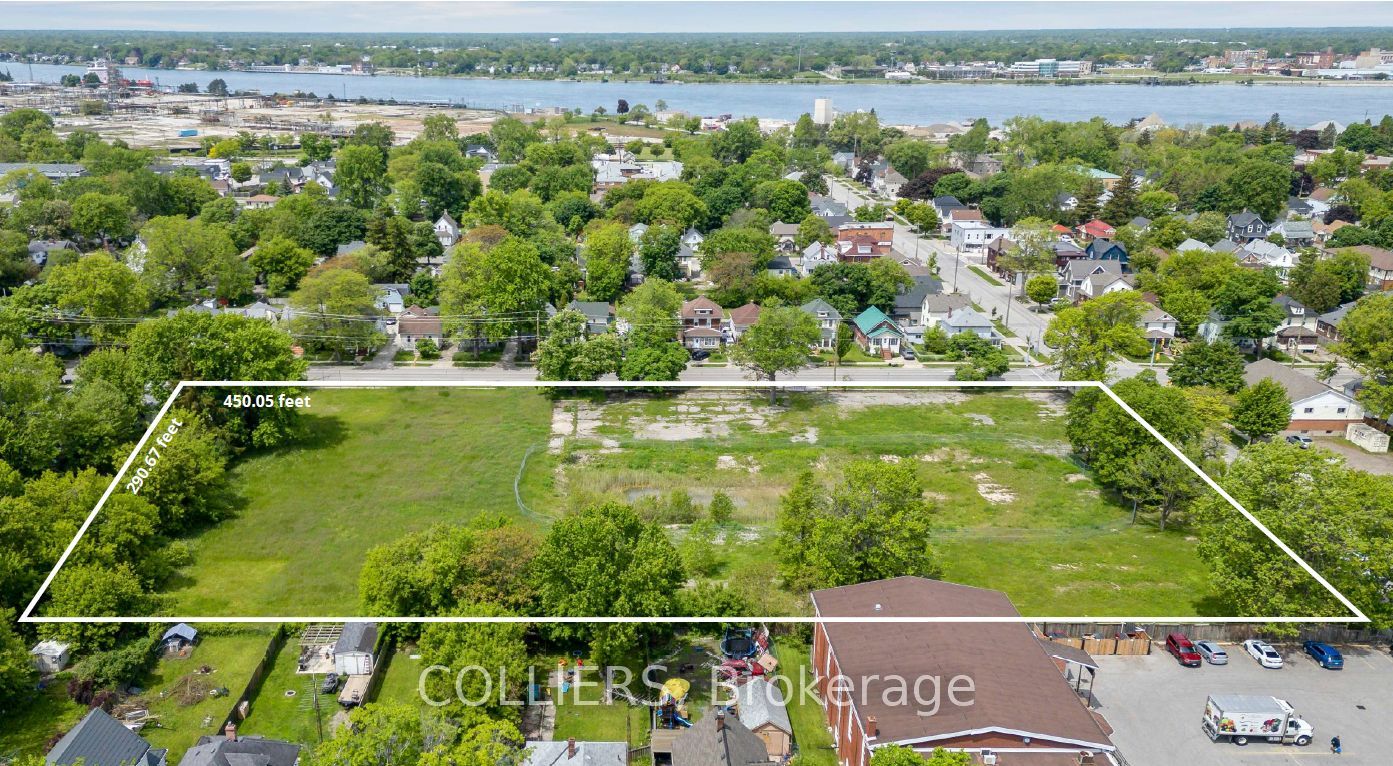 321 Devine Street Property Photo 2