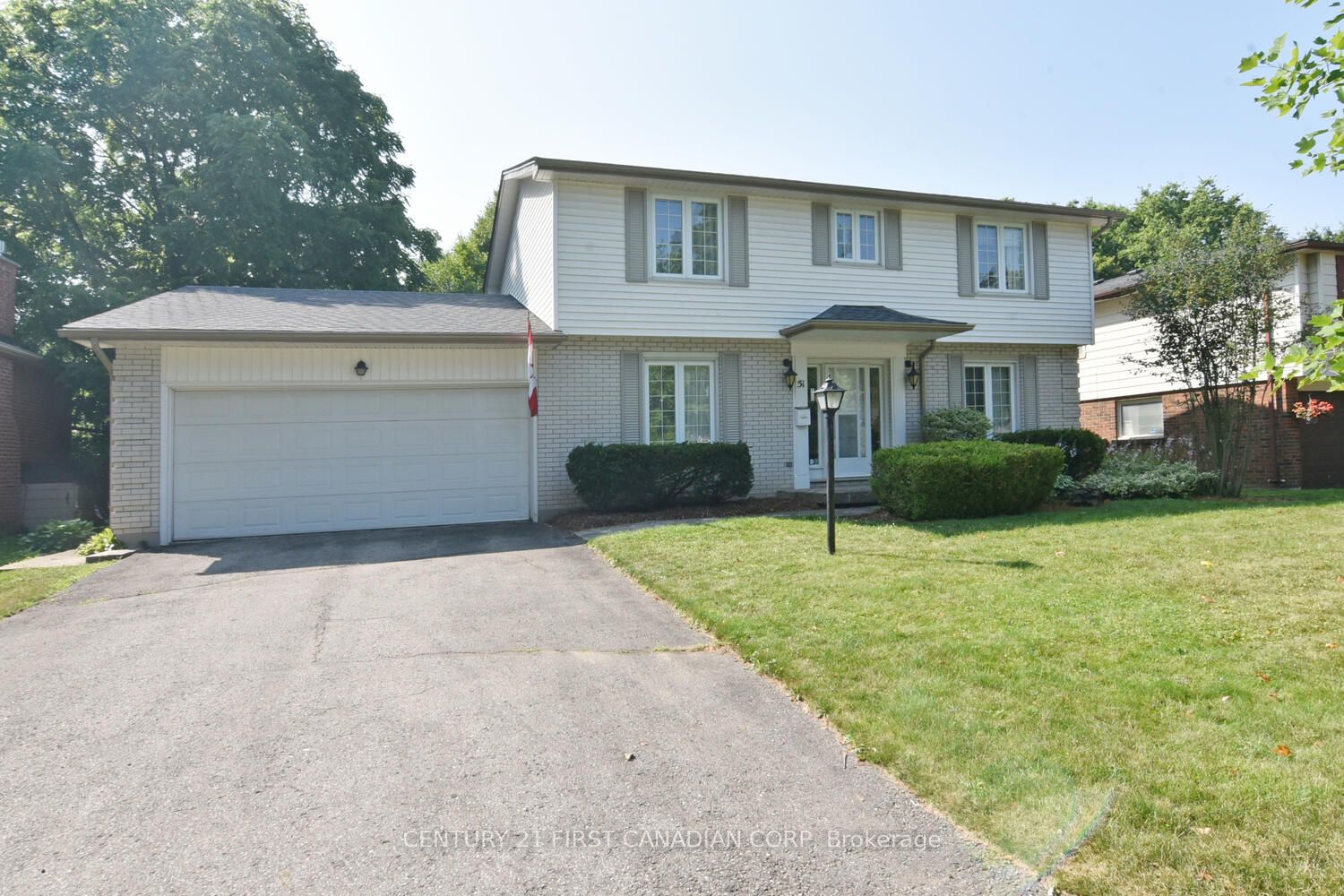 51 Glenburnie Crescent Property Photo 1