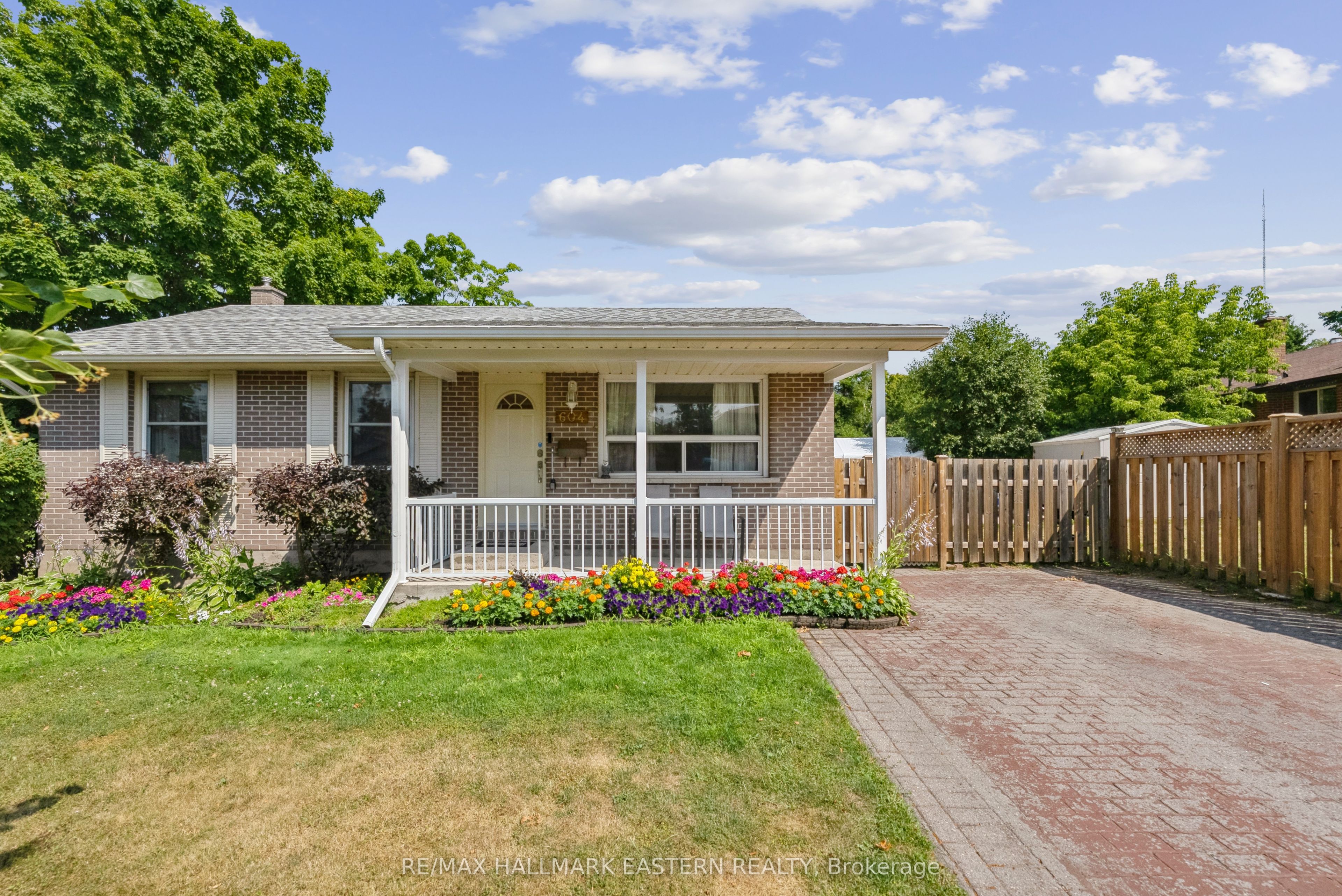 604 Garside Drive Property Photo 1