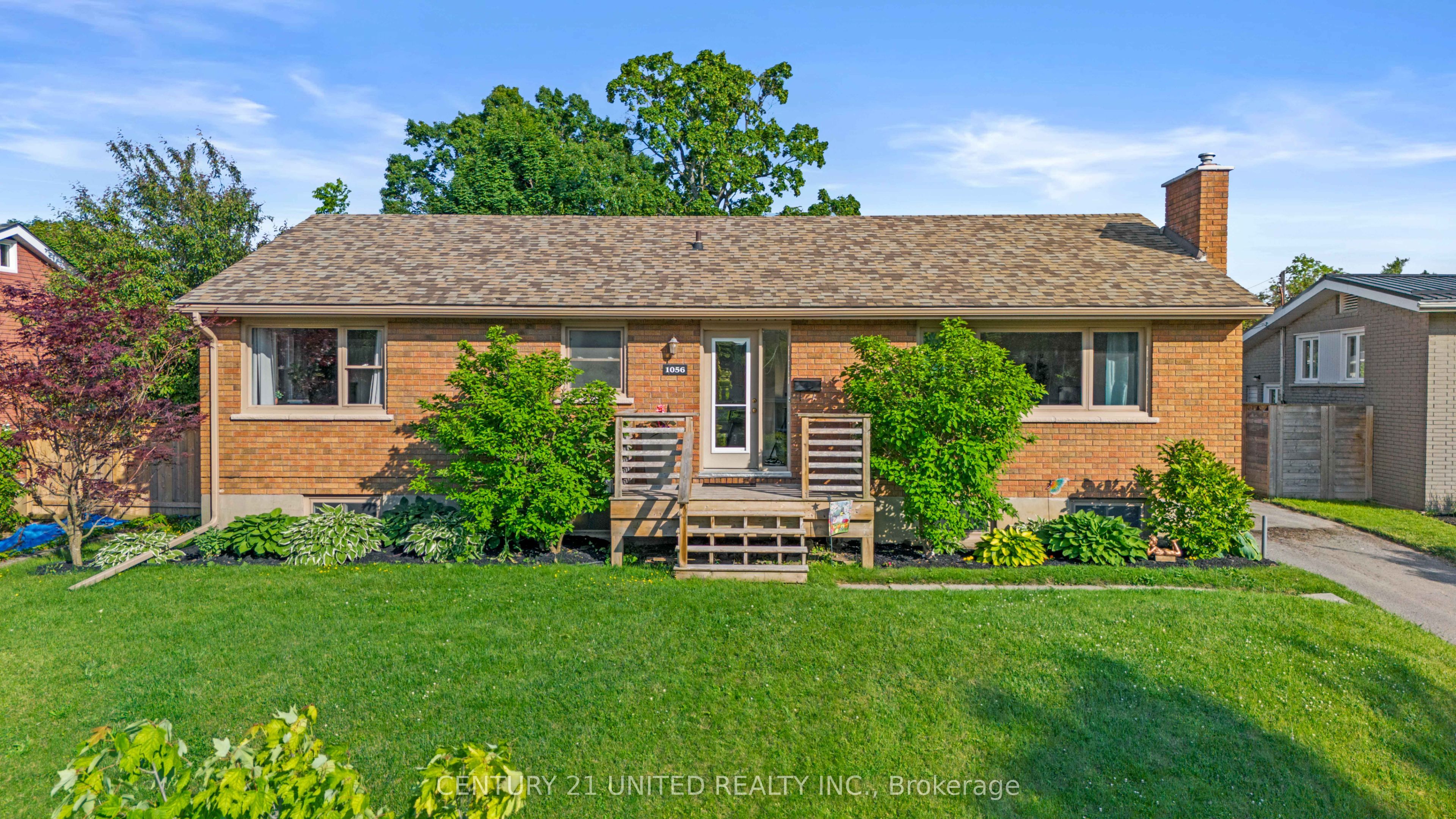 1056 Glebemount Crescent Property Photo 1