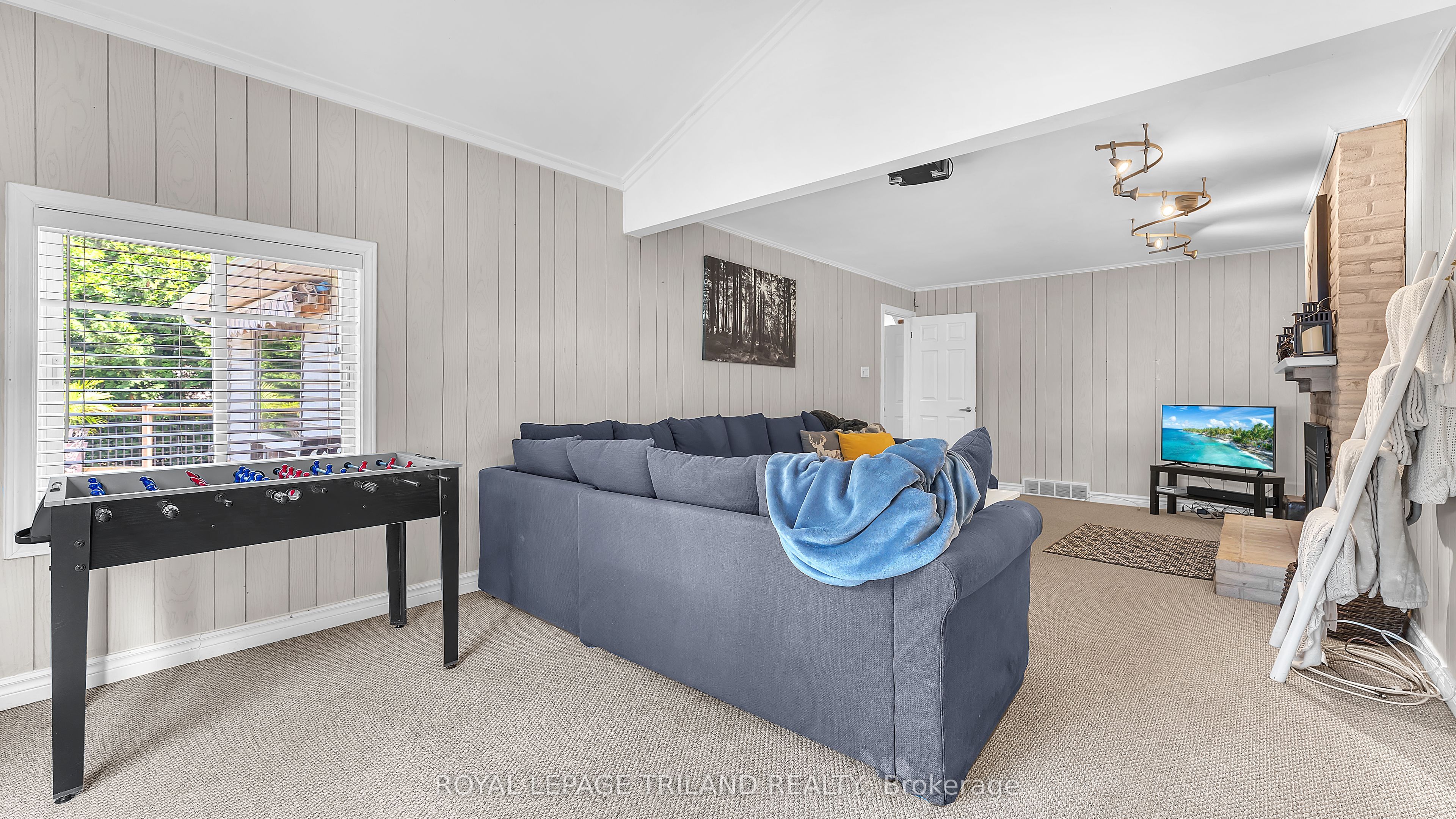151 Brixham Crescent Property Photo 9