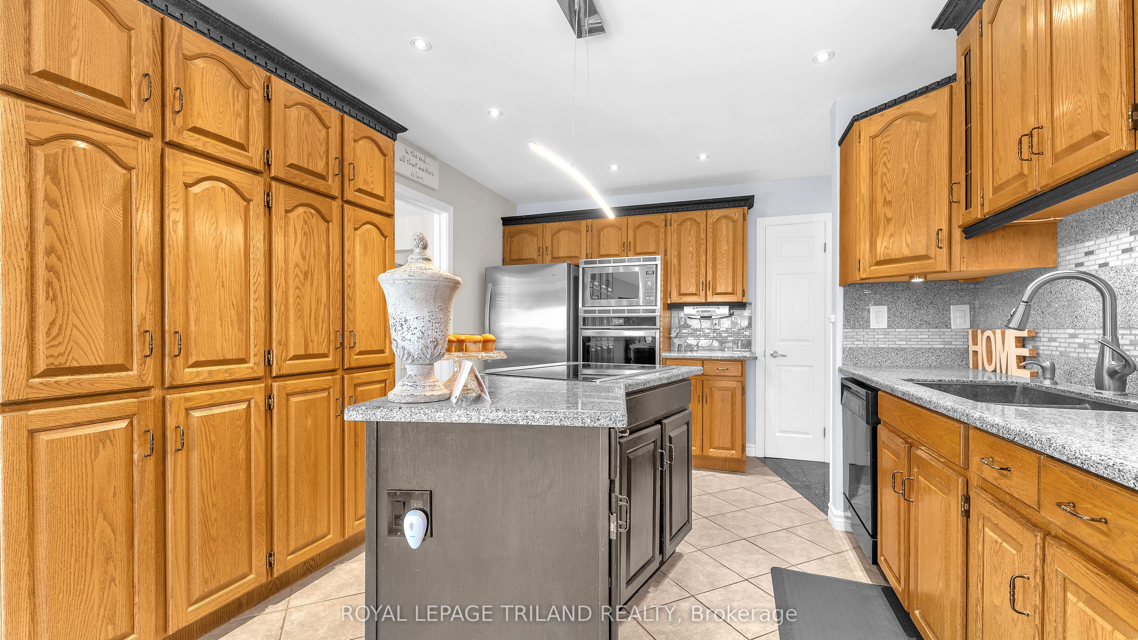 151 Brixham Crescent Property Photo 13