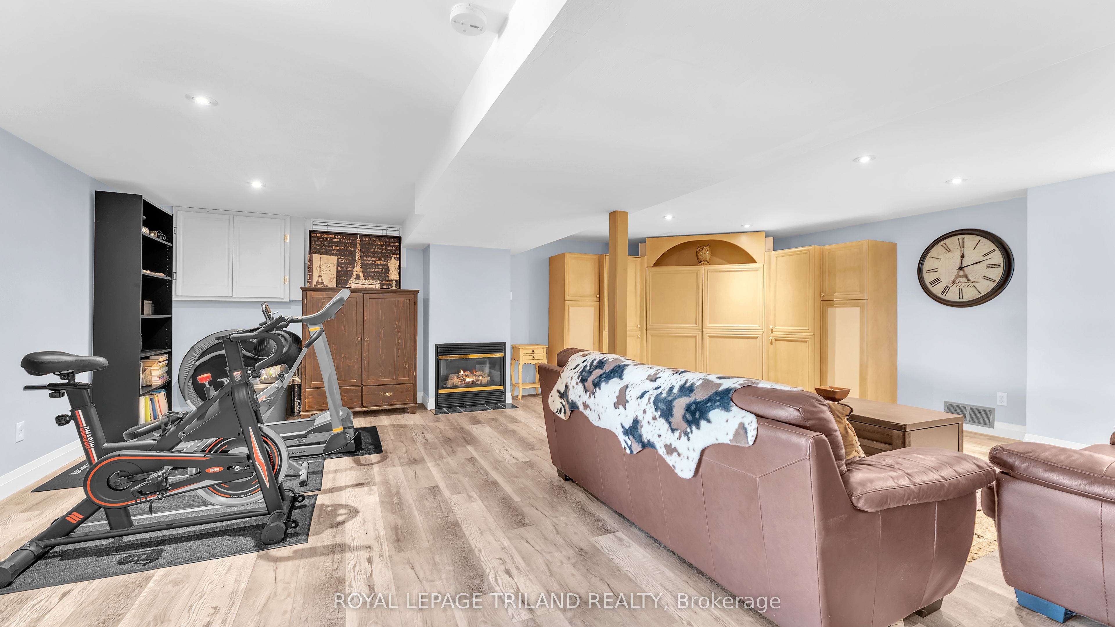 151 Brixham Crescent Property Photo 20