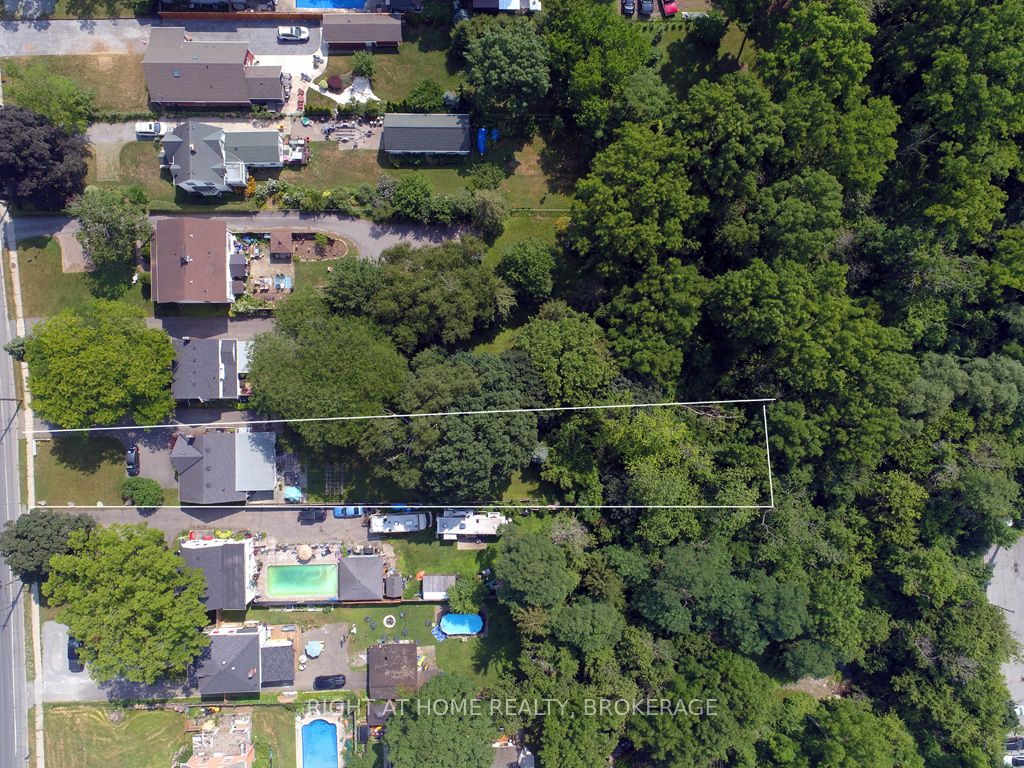 368 Queenston Street Property Photo 12