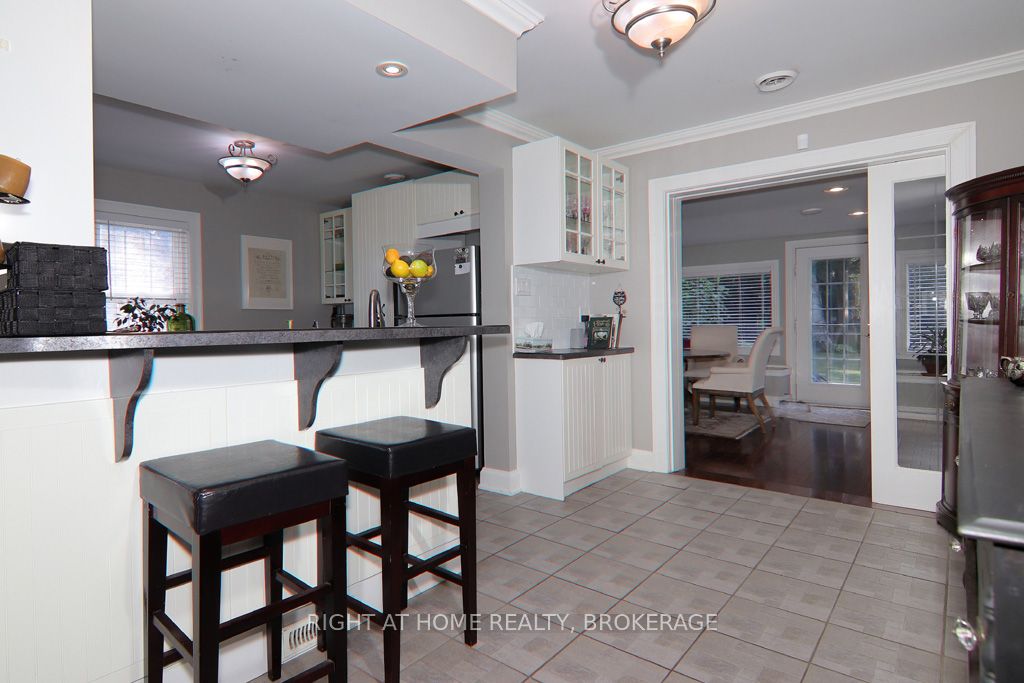 368 Queenston Street Property Photo 20