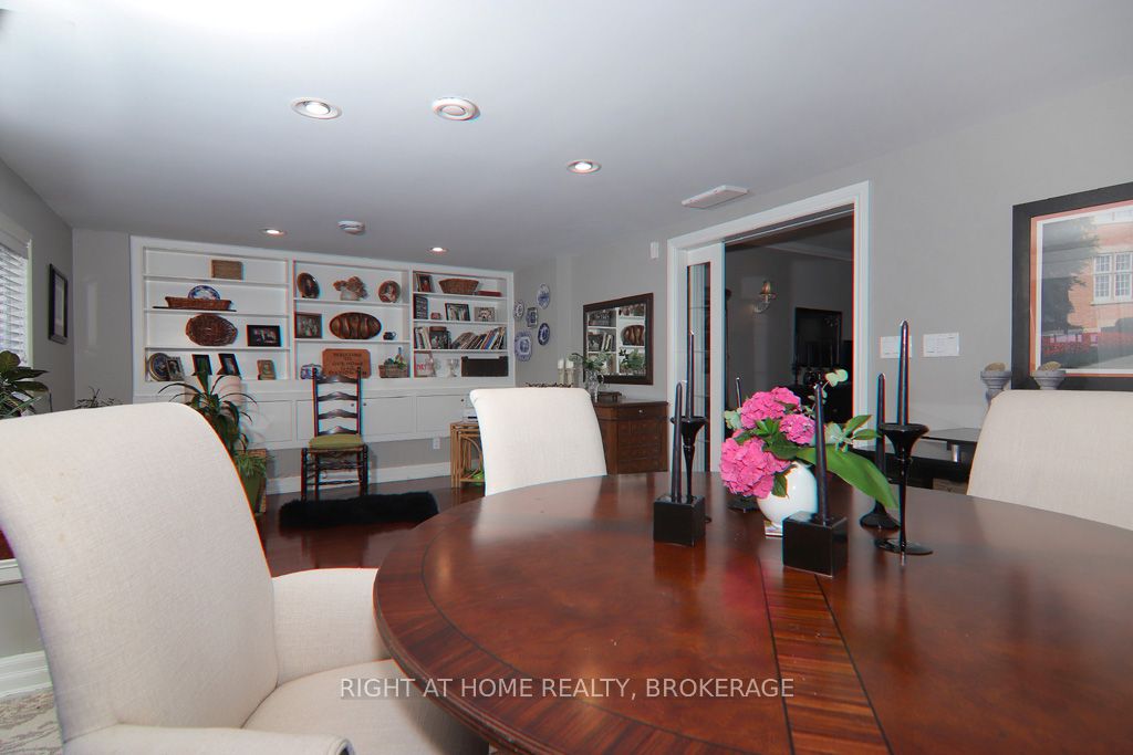 368 Queenston Street Property Photo 29