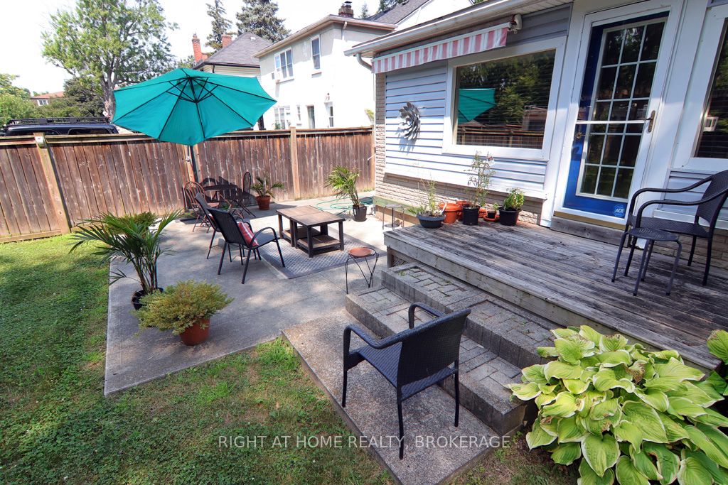 368 Queenston Street Property Photo 45