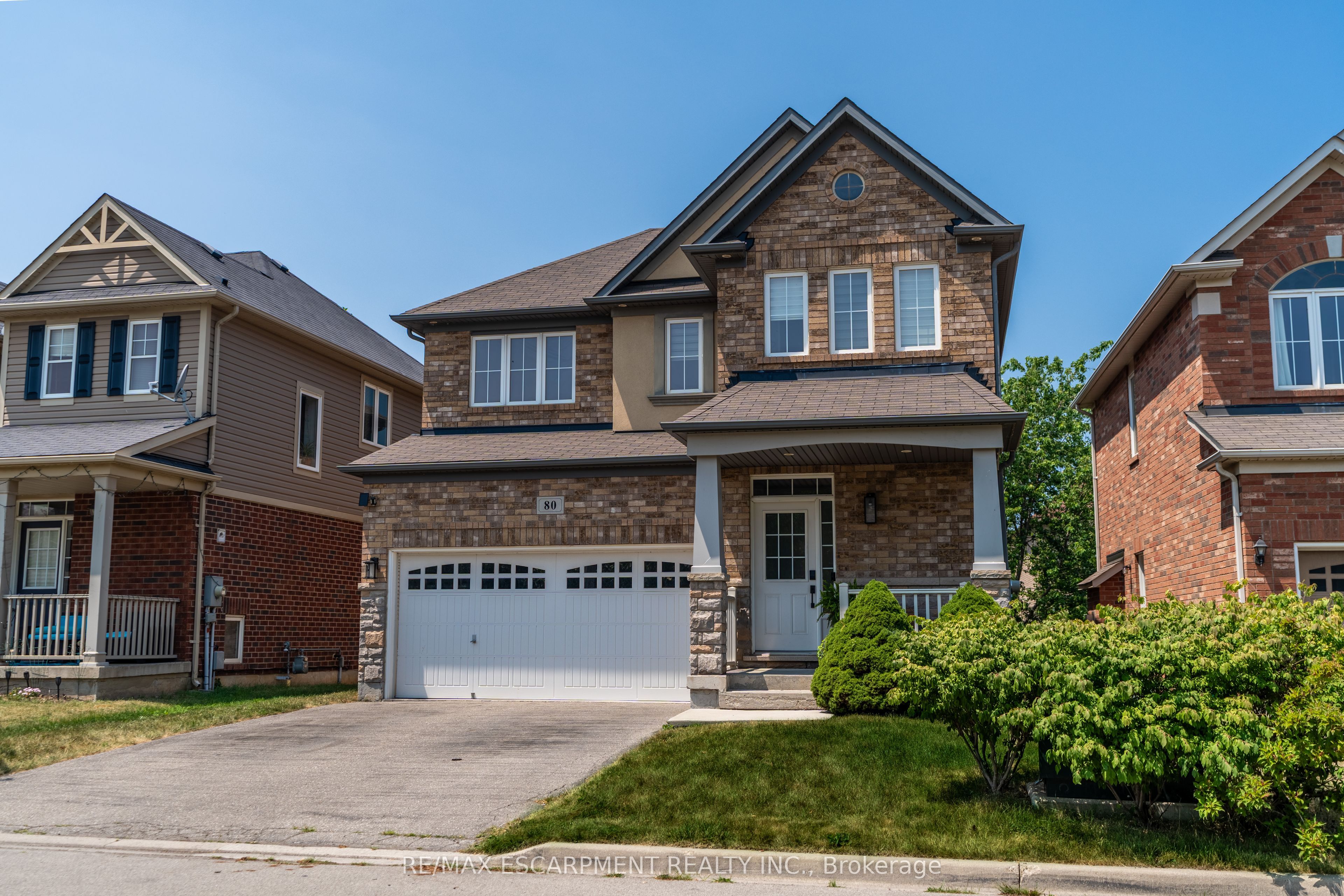 80 Montreal Circle Property Photo 1