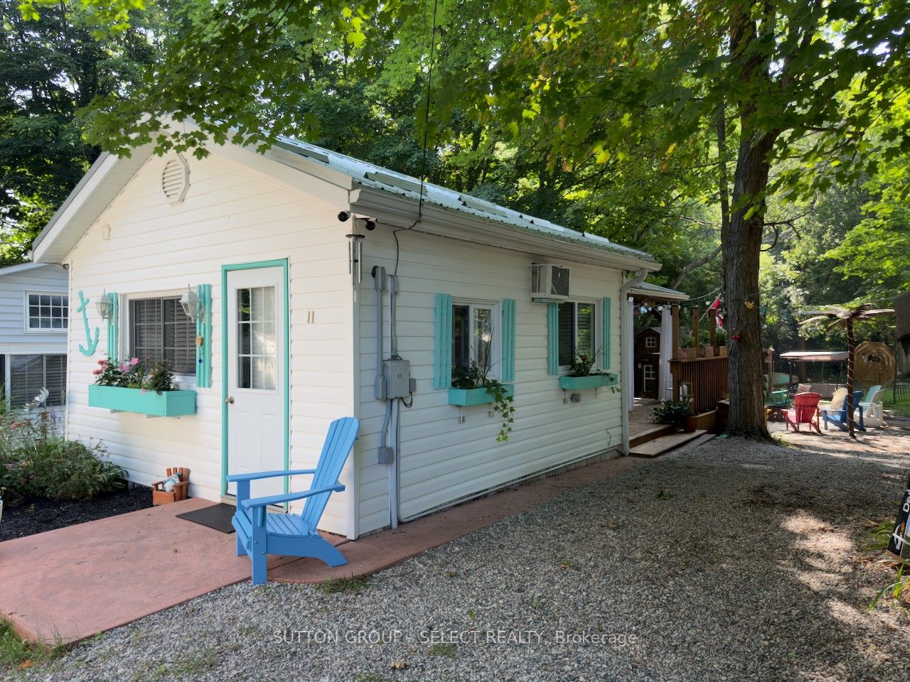 11 ANTIGUA Lane