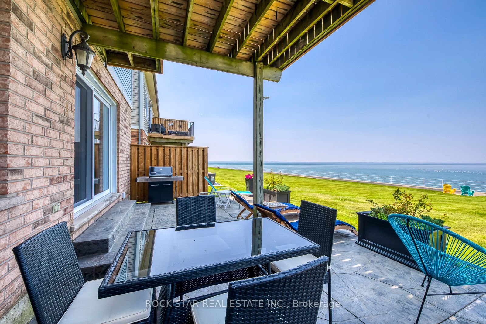 515 North Service Road 31 Property Photo 38