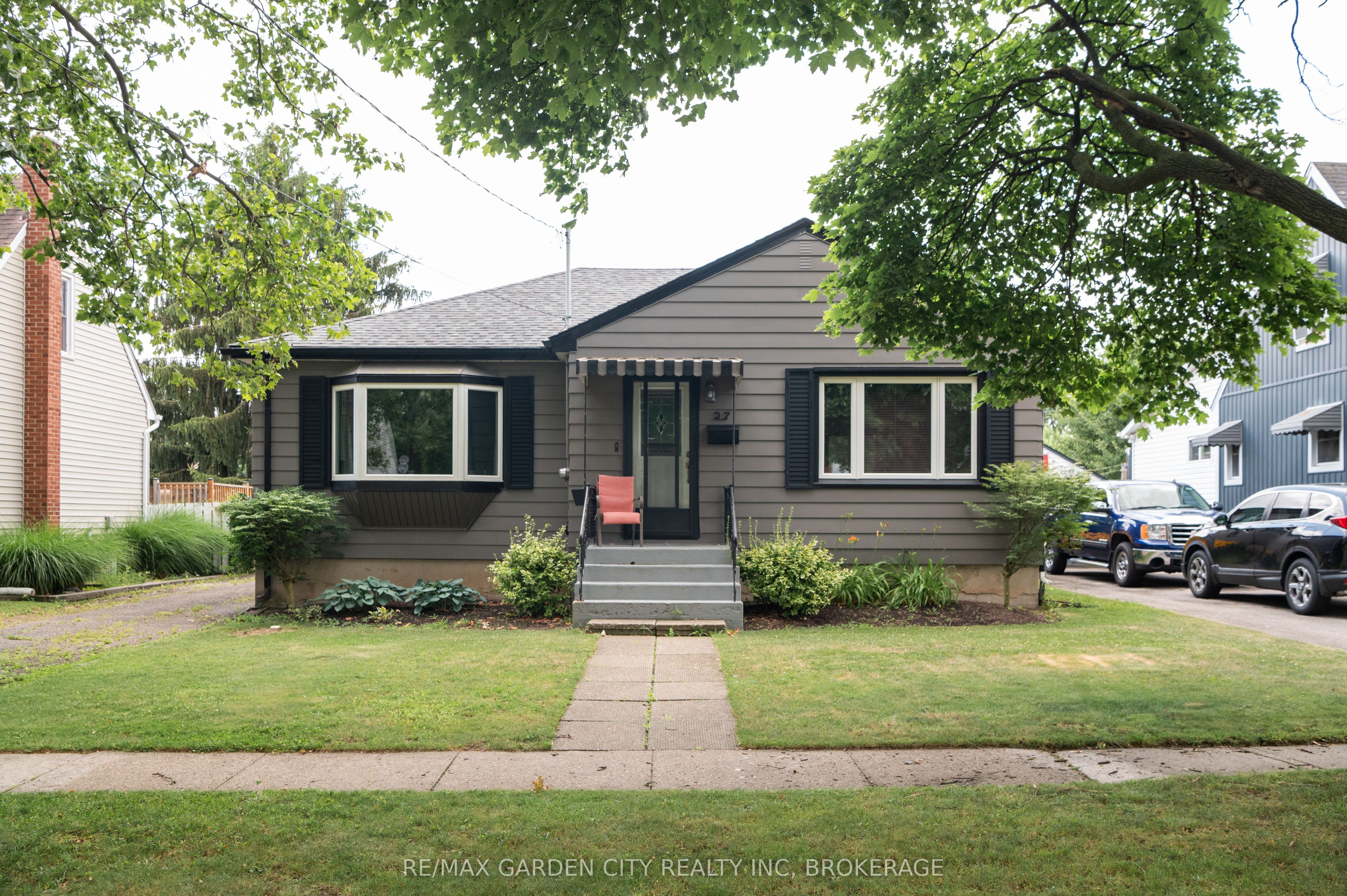 37 Mcdonald Avenue Property Photo 1