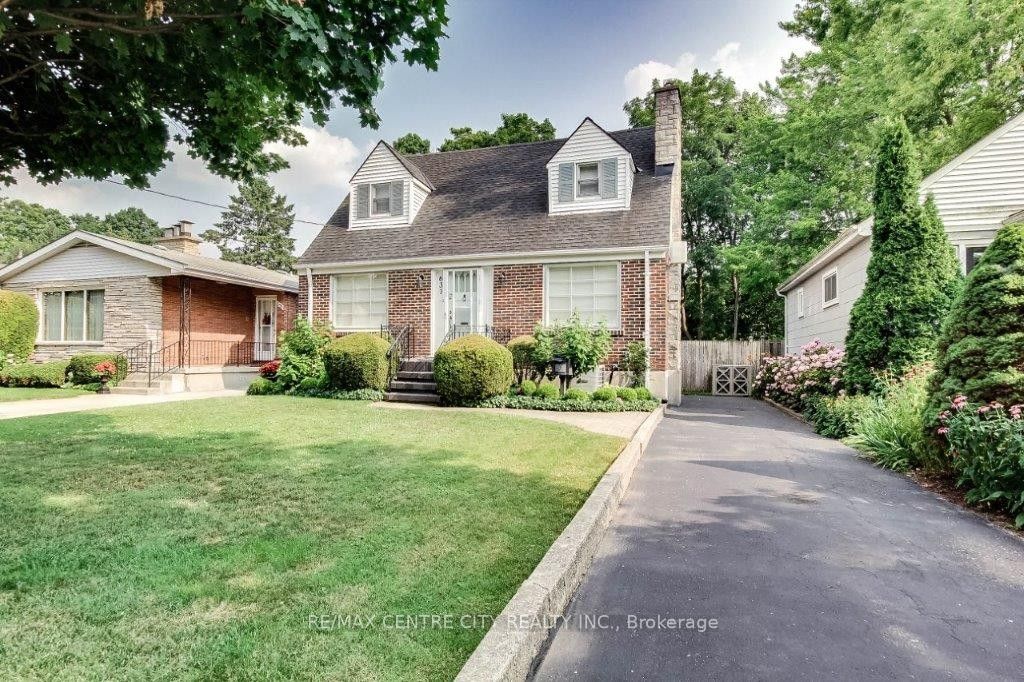 631 St. James Street Property Photo 1