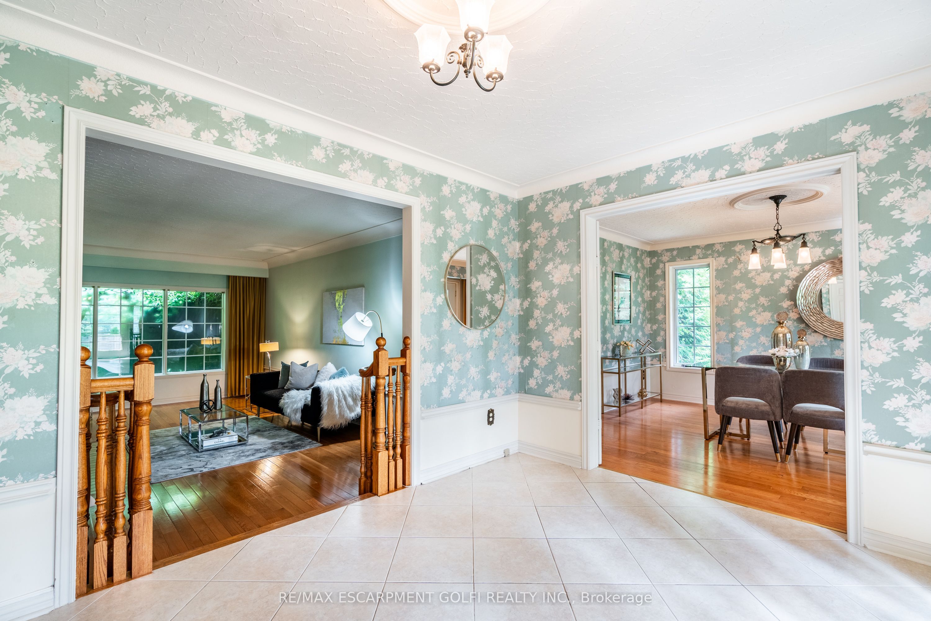 2083 Hollow Road Property Photo 4
