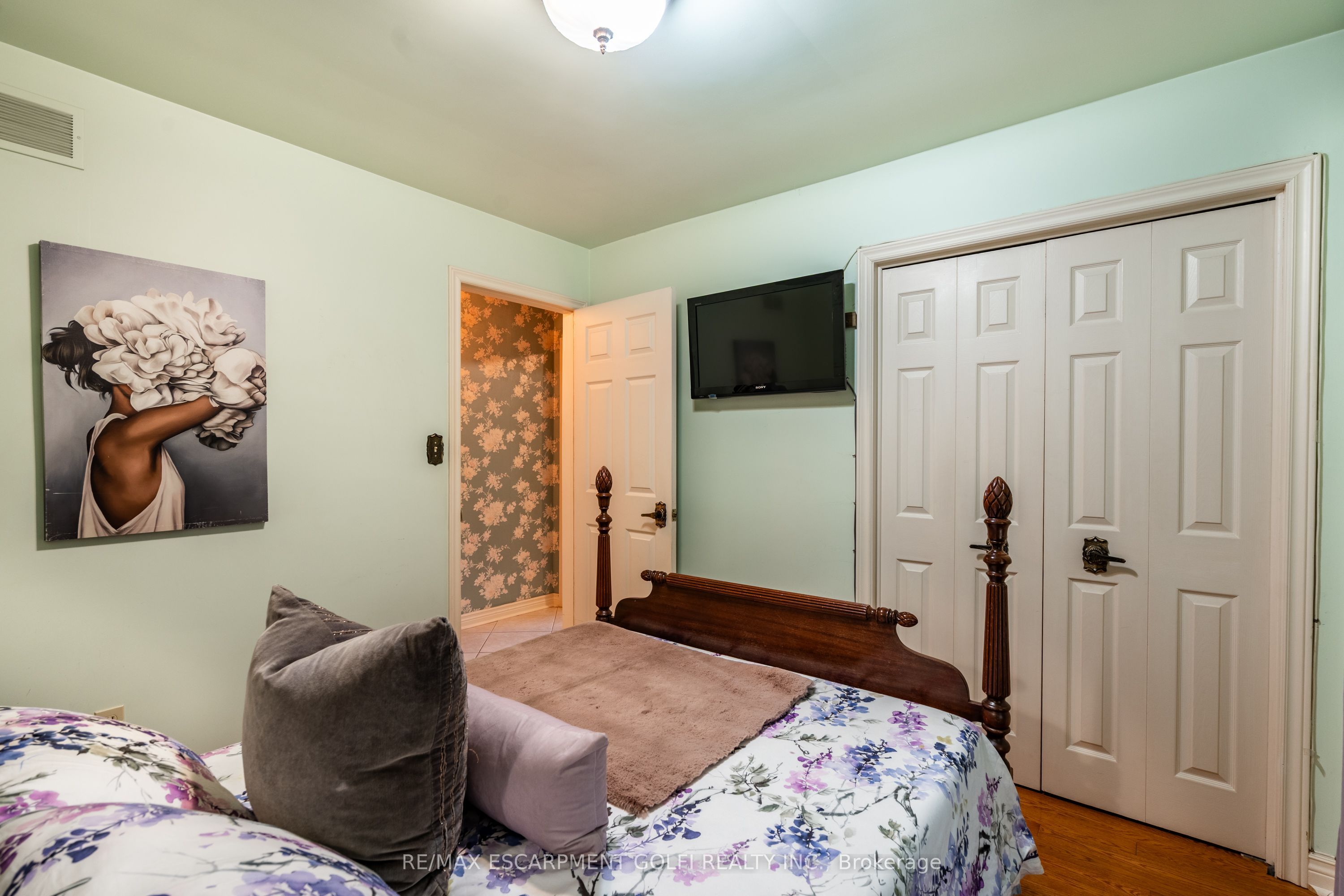 2083 Hollow Road Property Photo 17