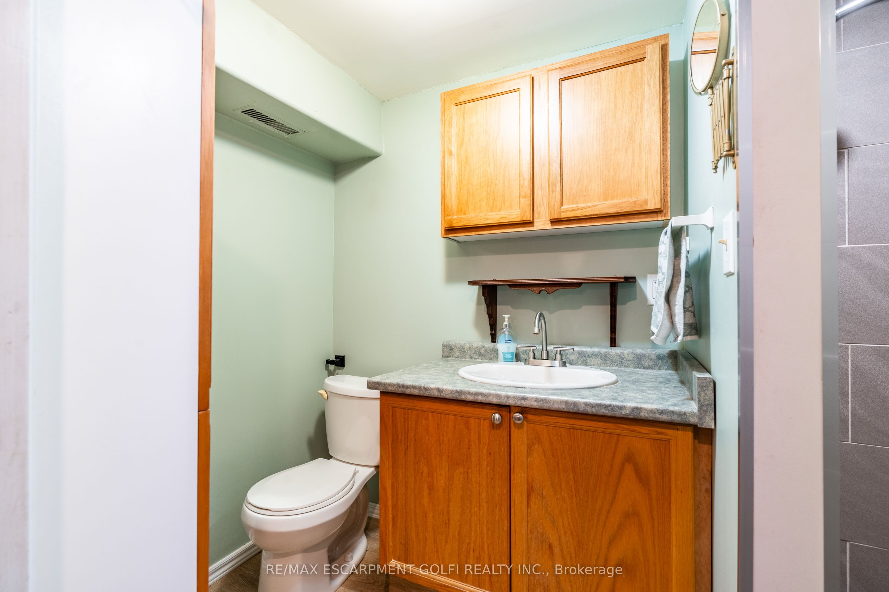 2083 Hollow Road Property Photo 26
