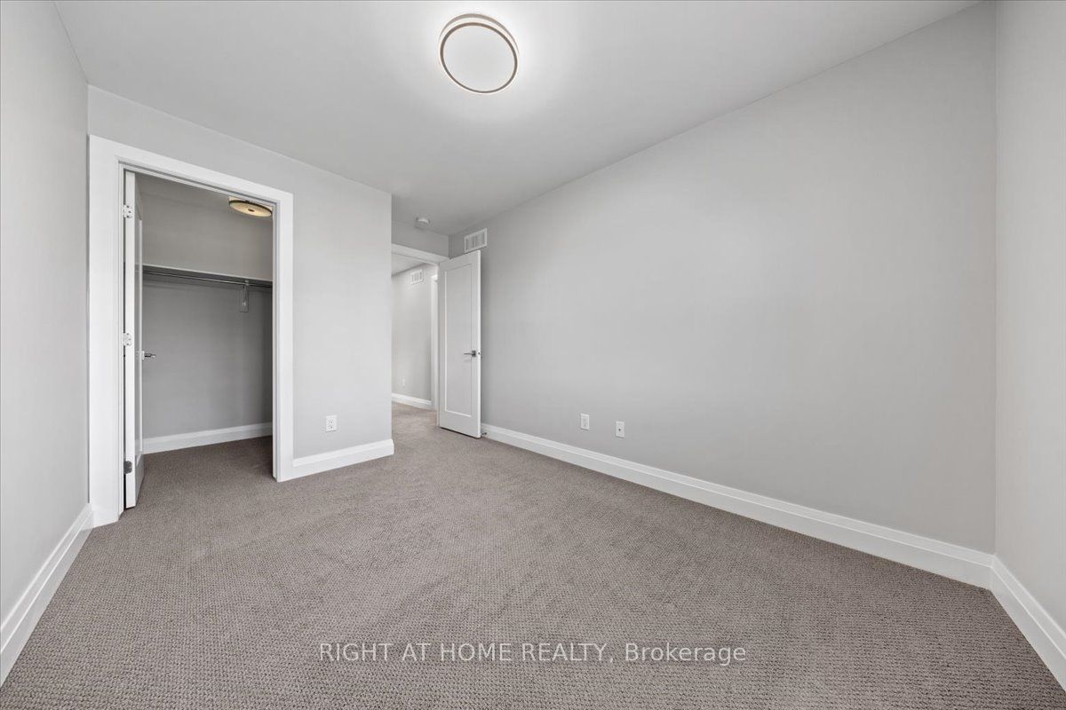 601 Willowmere Way Property Photo 28
