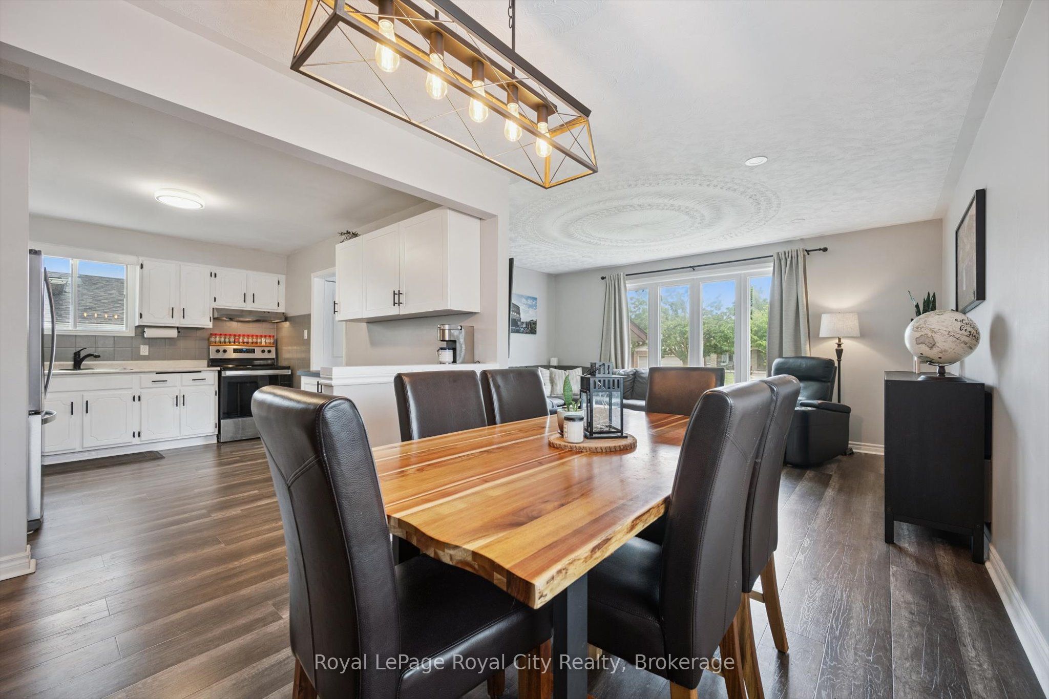 187 The Country Way Property Photo 11