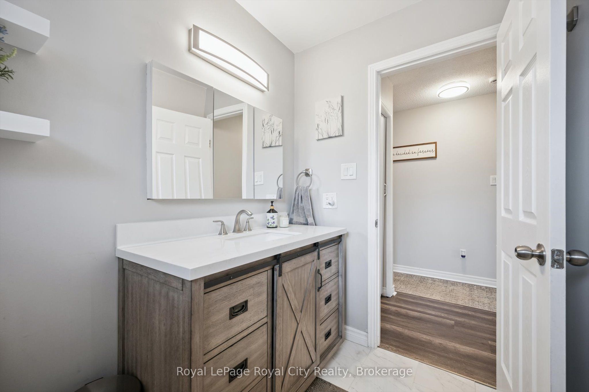 187 The Country Way Property Photo 23