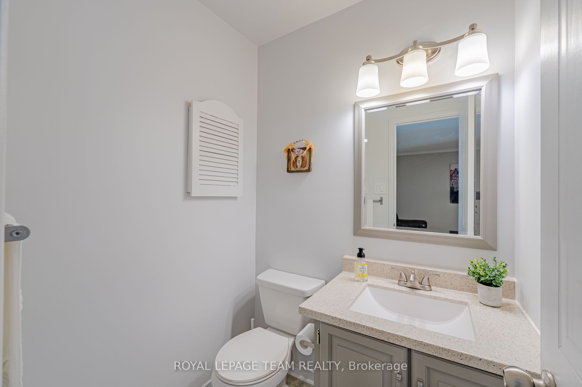 28 Huntview Private Property Photo 21