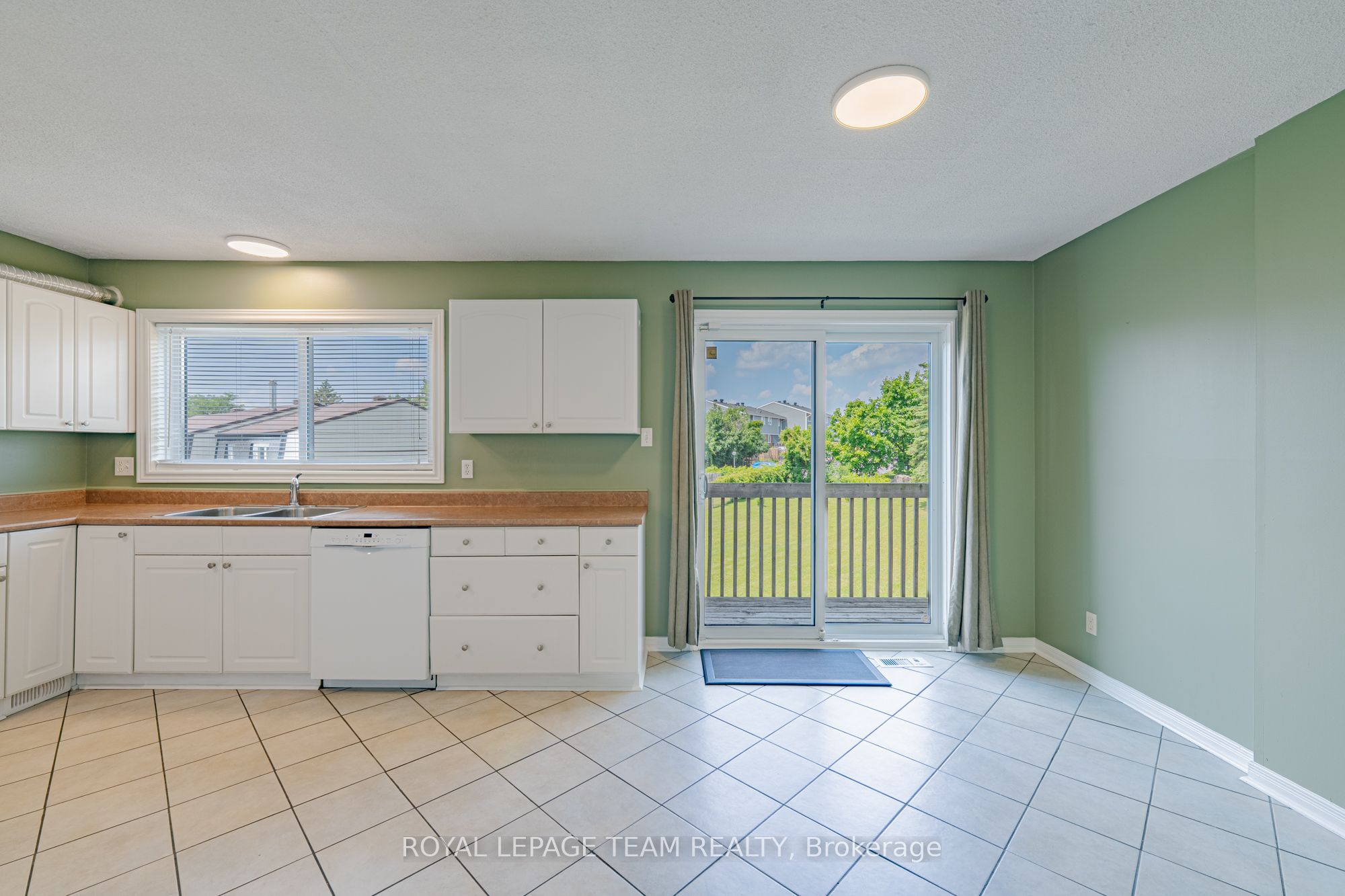 28 Huntview Private Property Photo 22