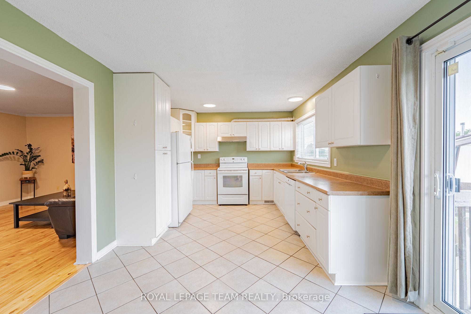 28 Huntview Private Property Photo 26