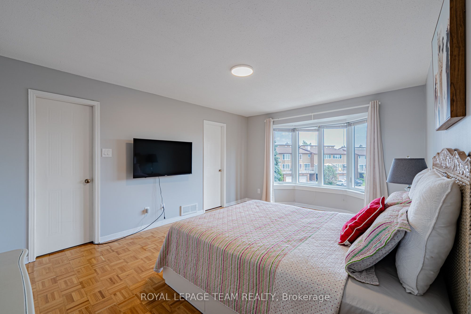 28 Huntview Private Property Photo 31