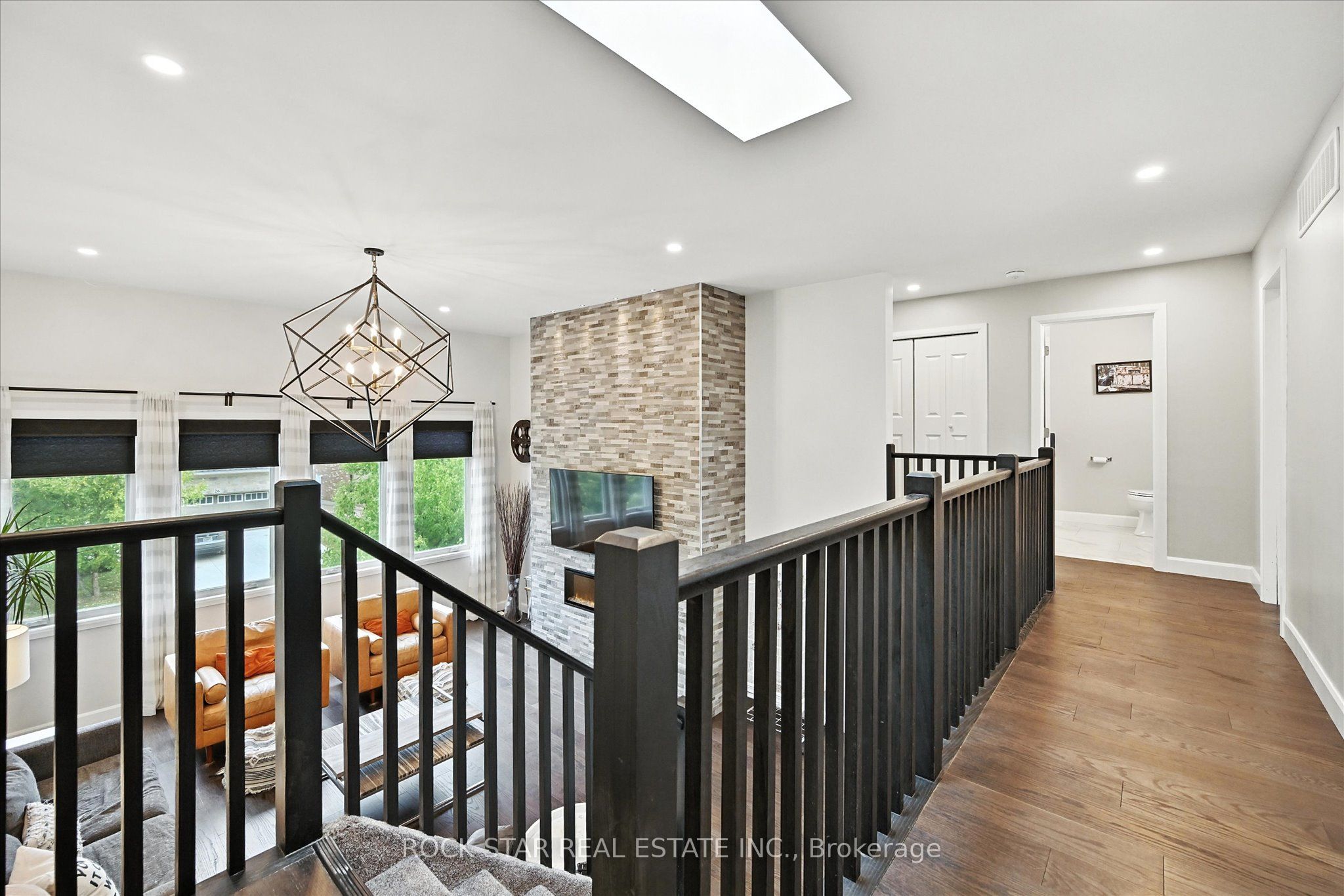 27 Blackburn Lane Property Photo 20