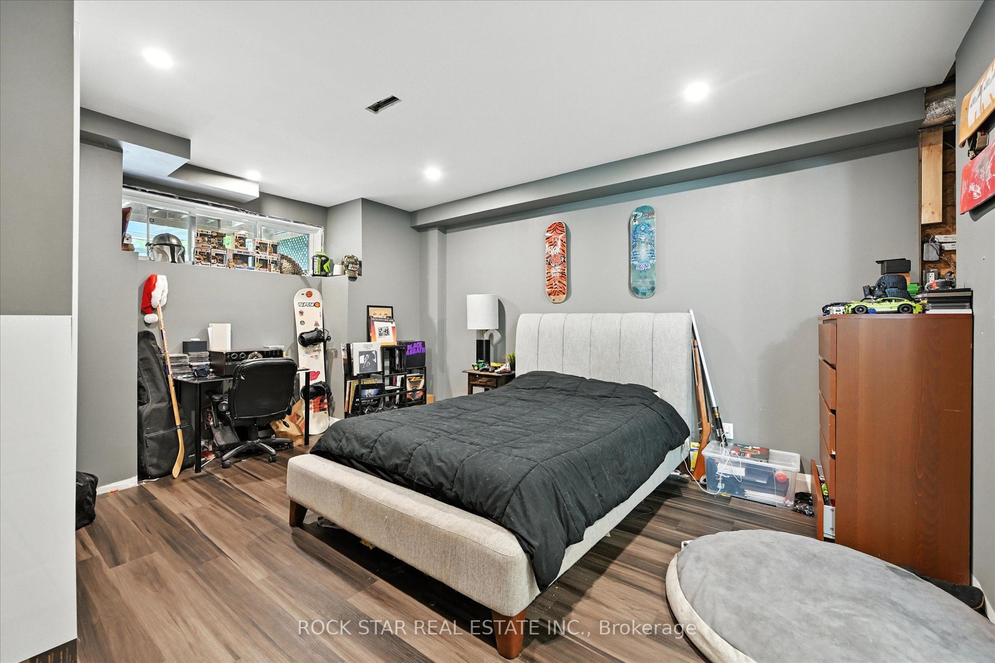 27 Blackburn Lane Property Photo 33