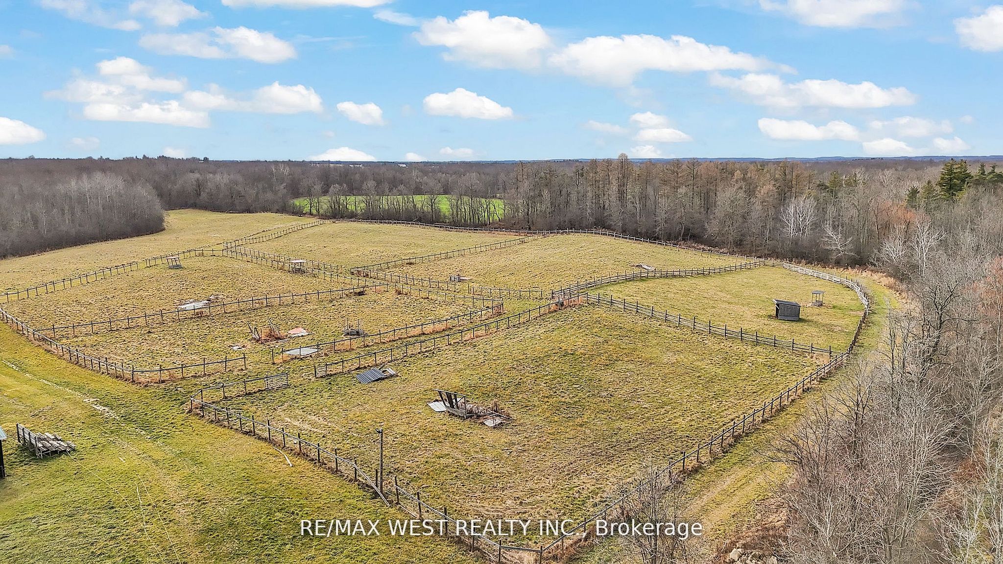 1802 Regional Road Property Photo 4