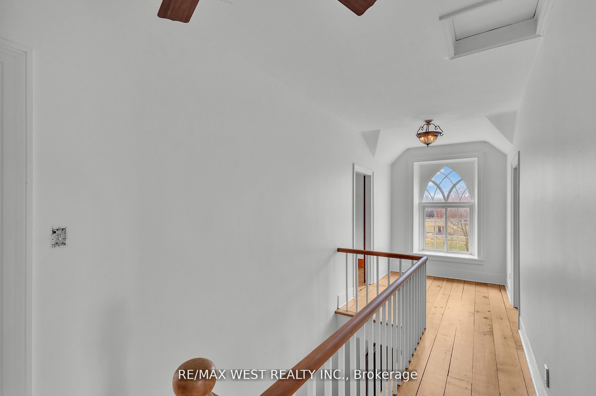 1802 Regional Road Property Photo 31