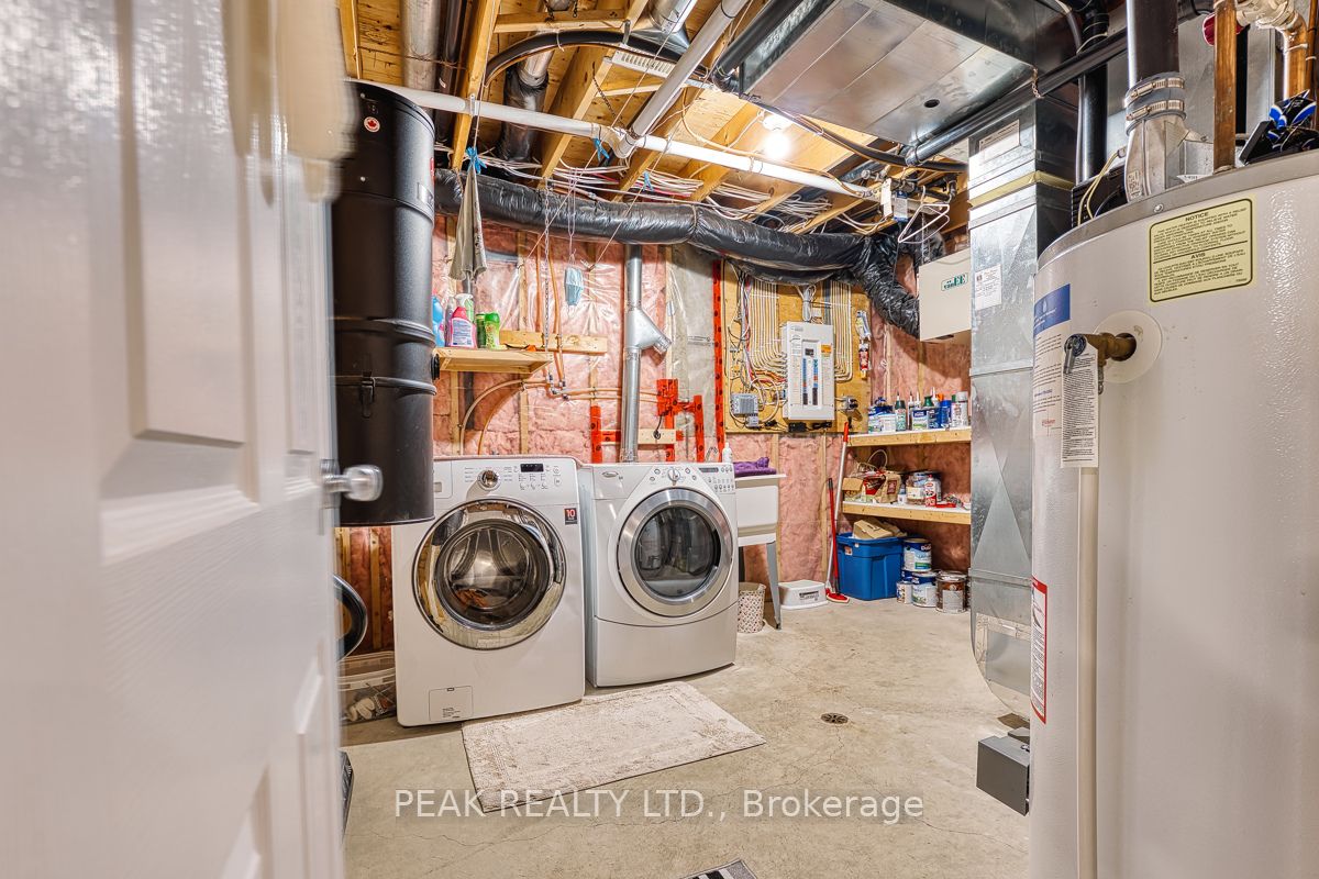 22 College Street Property Photo 27