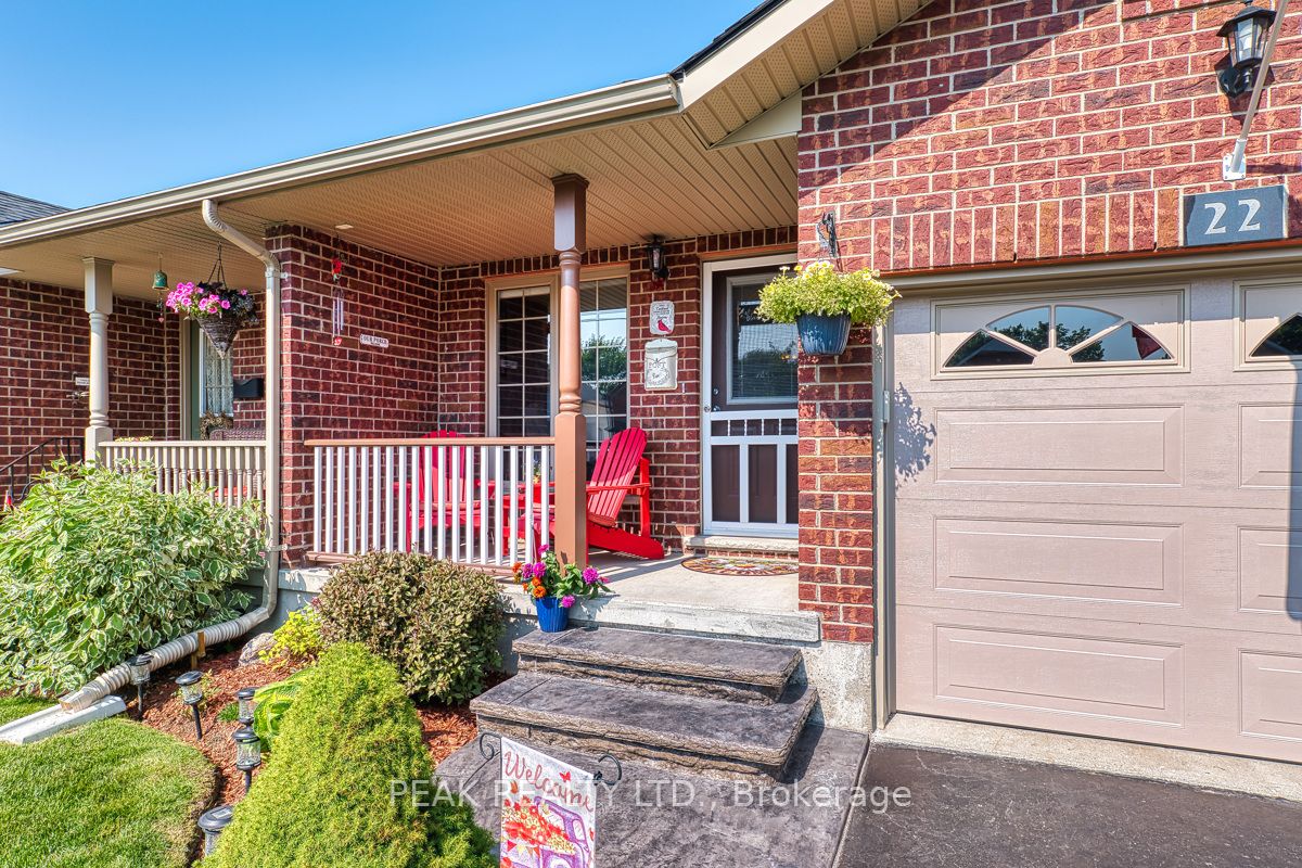 22 College Street Property Photo 40