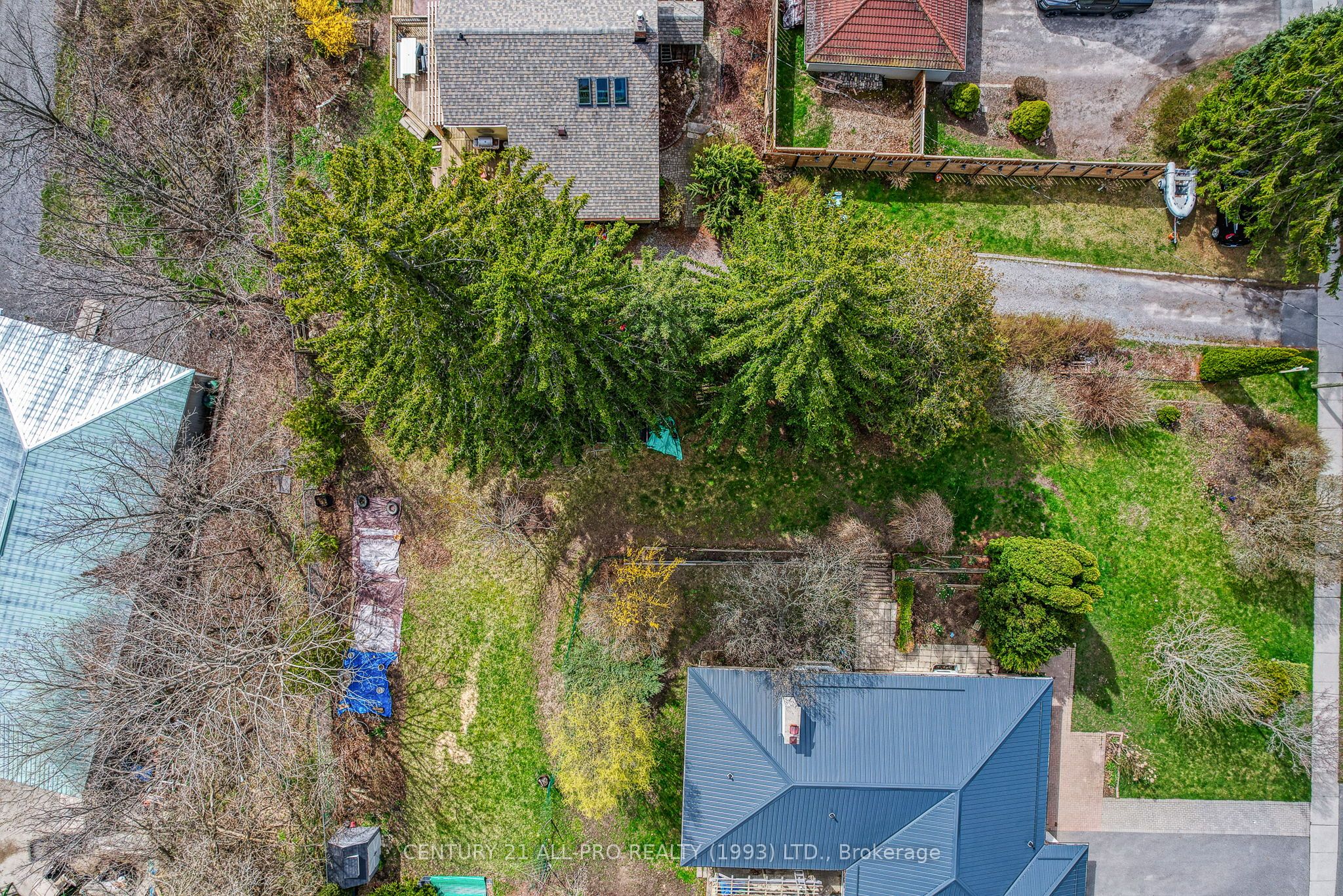 1004 Ontario Street Property Photo 13