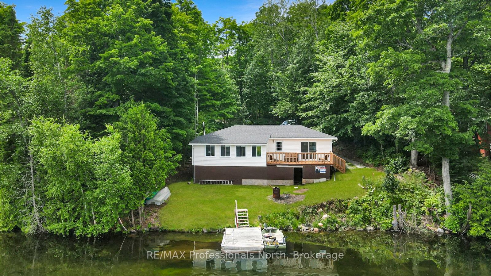 1020 Vinegar Hill Lane Property Photo 1