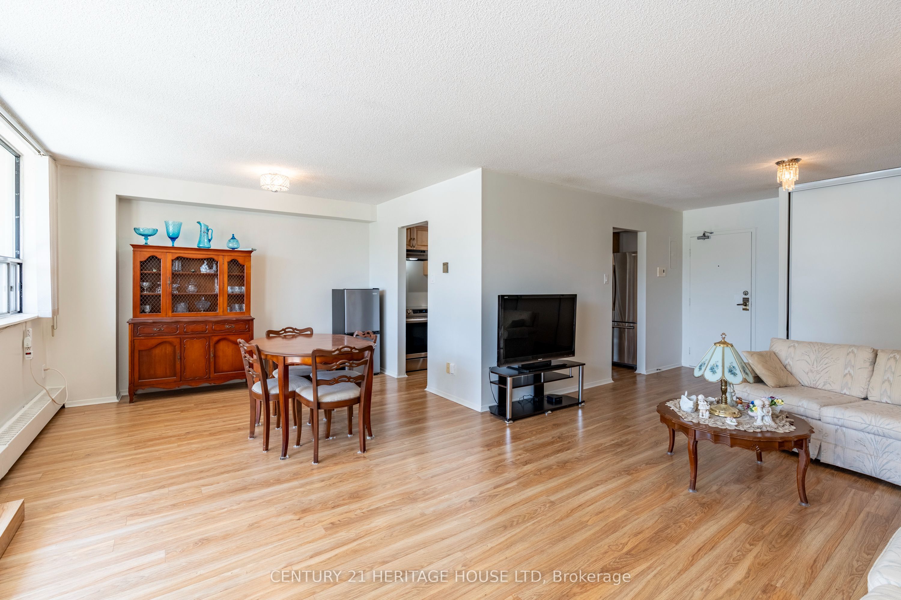 65 Westmount Road N 110 Property Photo 13